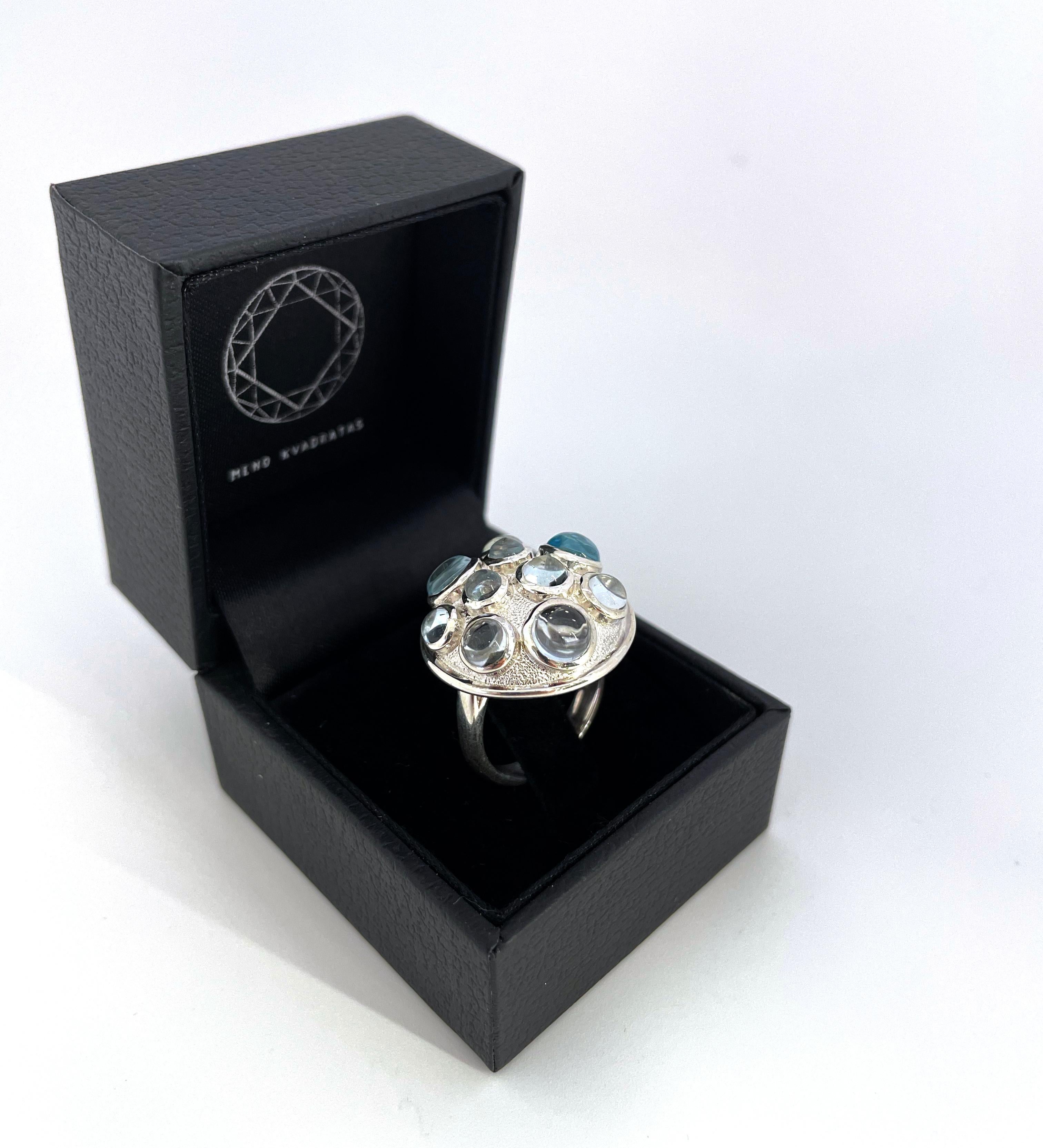 Silver Ring with Ten Topaz Gemstones Modern and Stylish In New Condition For Sale In Kaunas, LT