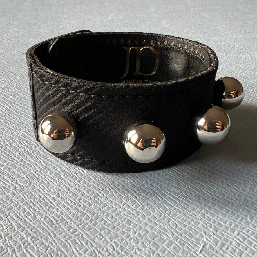 Modern Silver Round Studs Black Fine Wool Black Leather Bracelet Calfskin For Sale