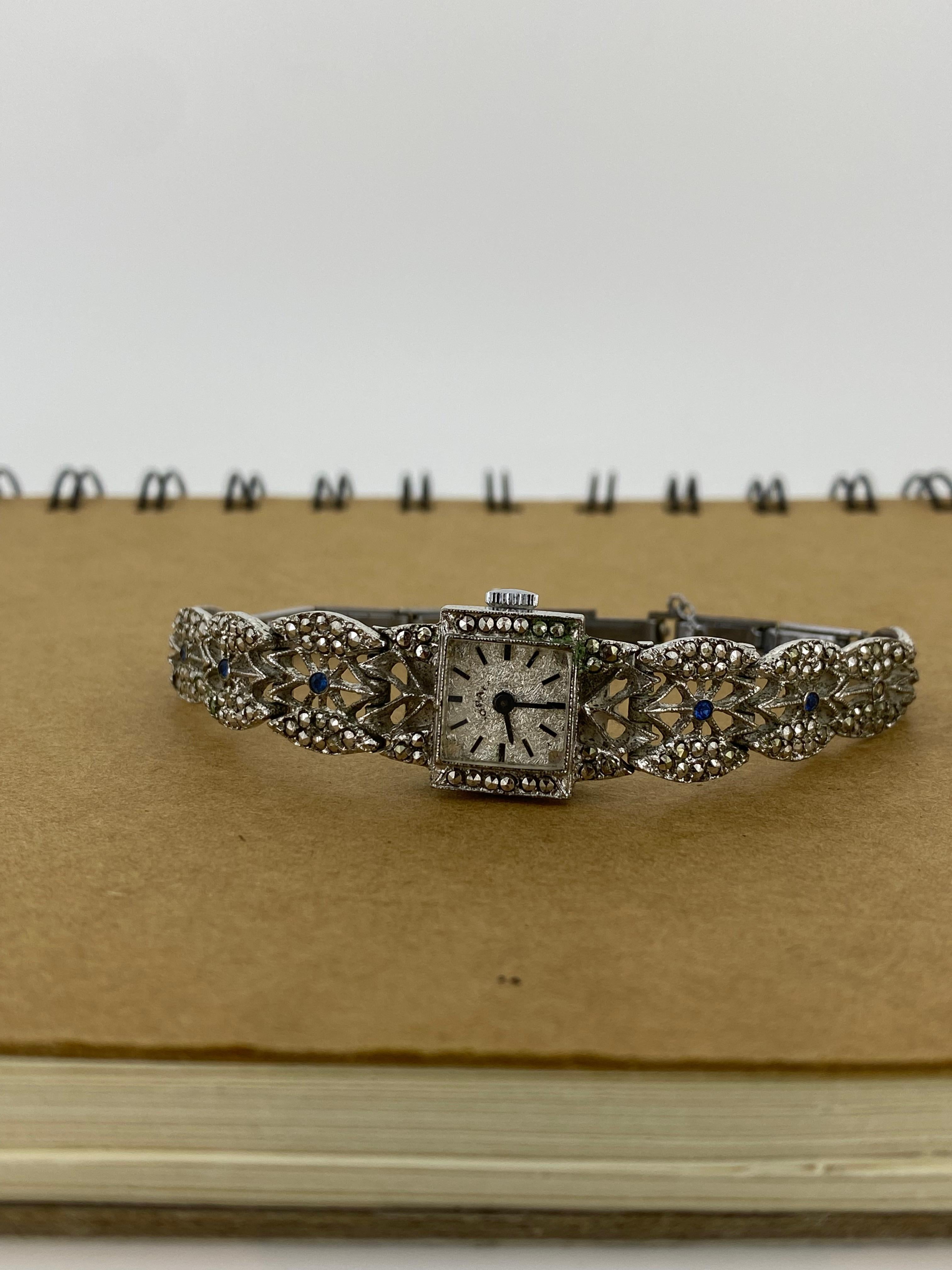 Taille ronde A Silver & Steele Marcasite Retro 1950's Swiss Manual Ladies Cocktail Watch en vente