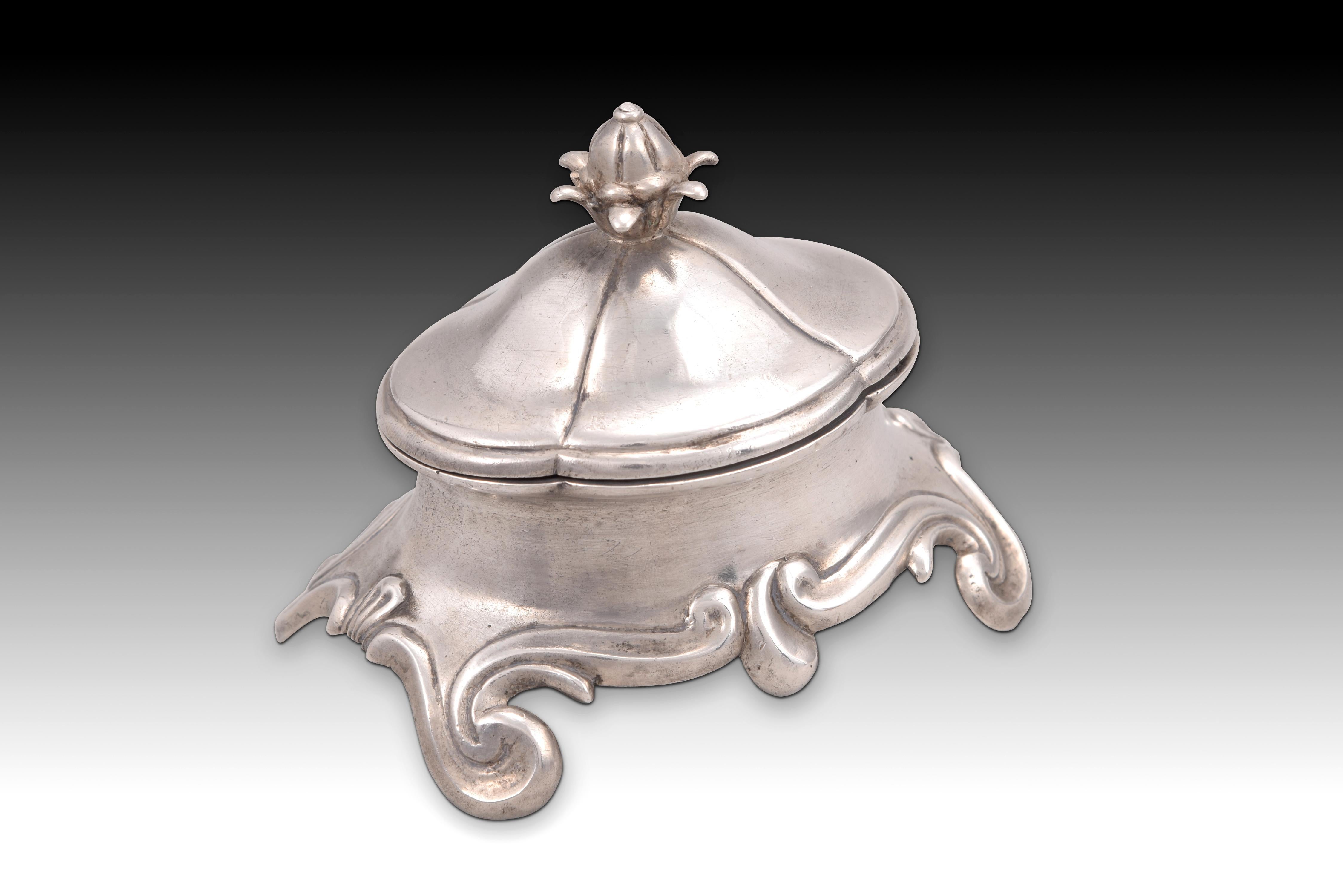 Spanish Silver Salt Box, Lizasoain, Spain, Madrid, 1768 For Sale