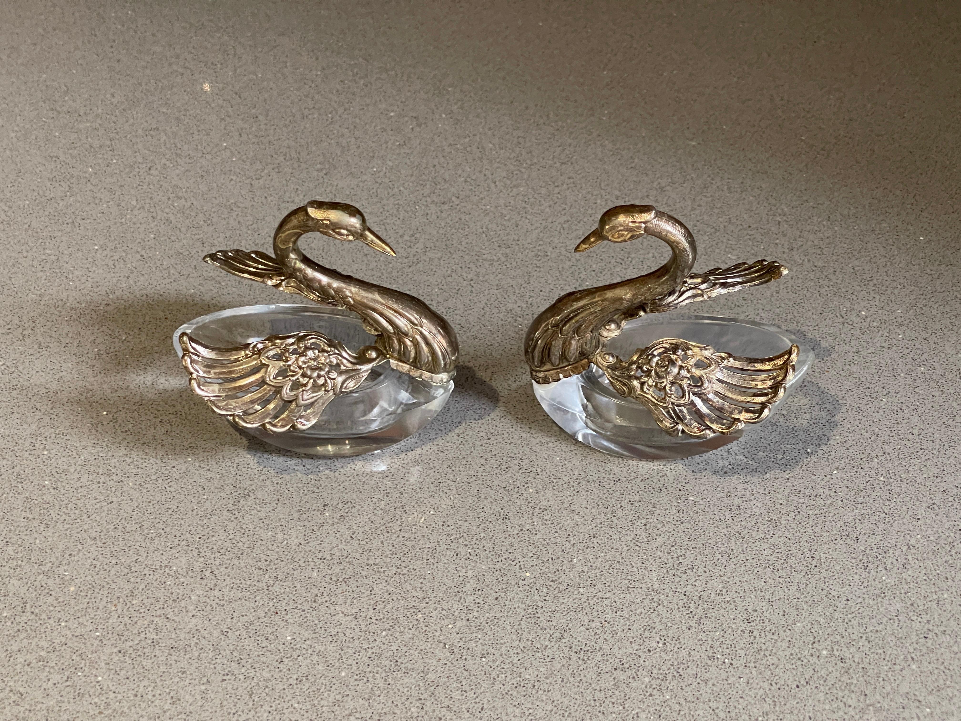 Silver Salt Shaker, A Pair of Antique Salt Shaker Crystal Swann Moving Wings For Sale 2