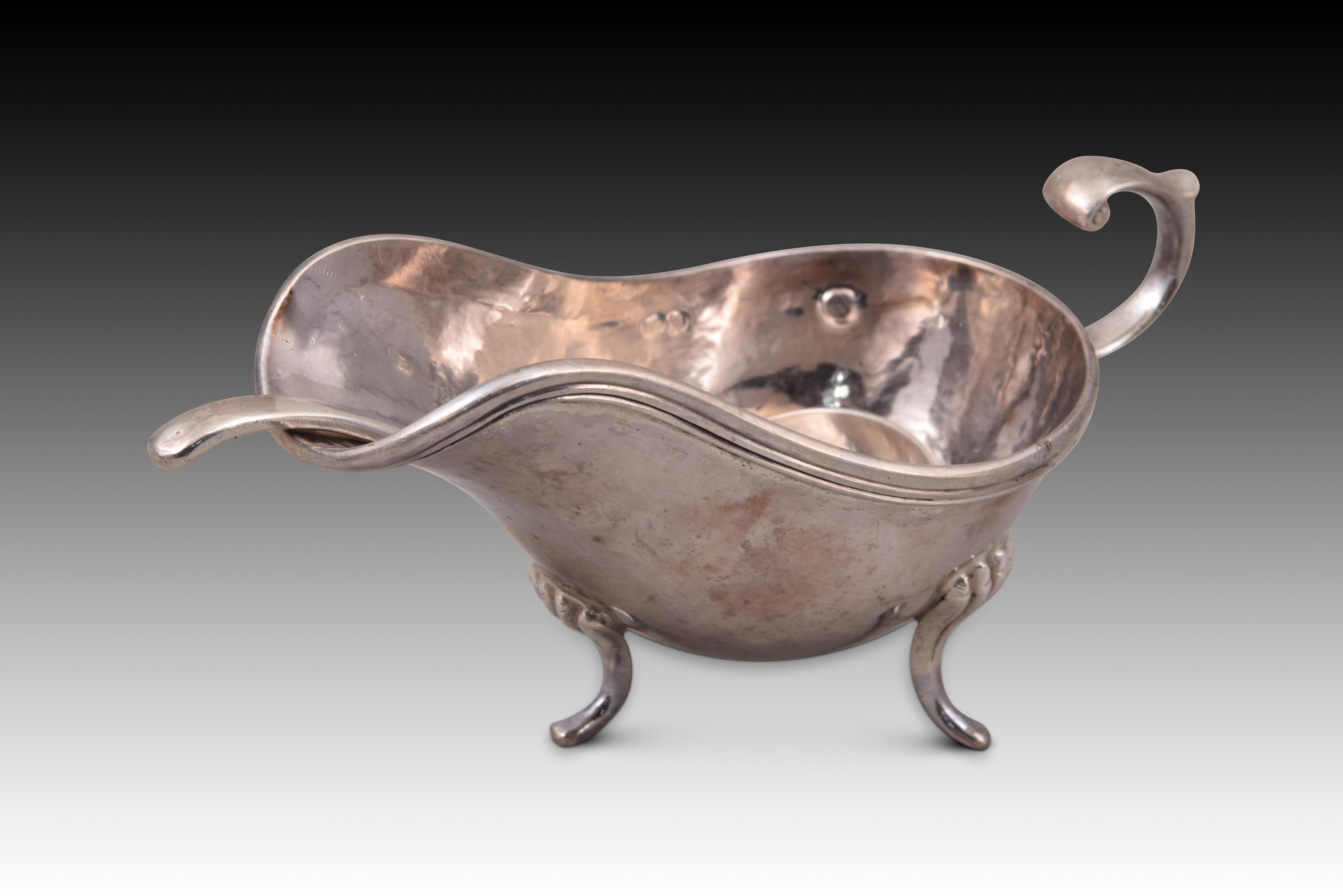 20th Century Silver Sauce Boat, Manuel Garrido for Platería López, Madrid, Spain, 20th C