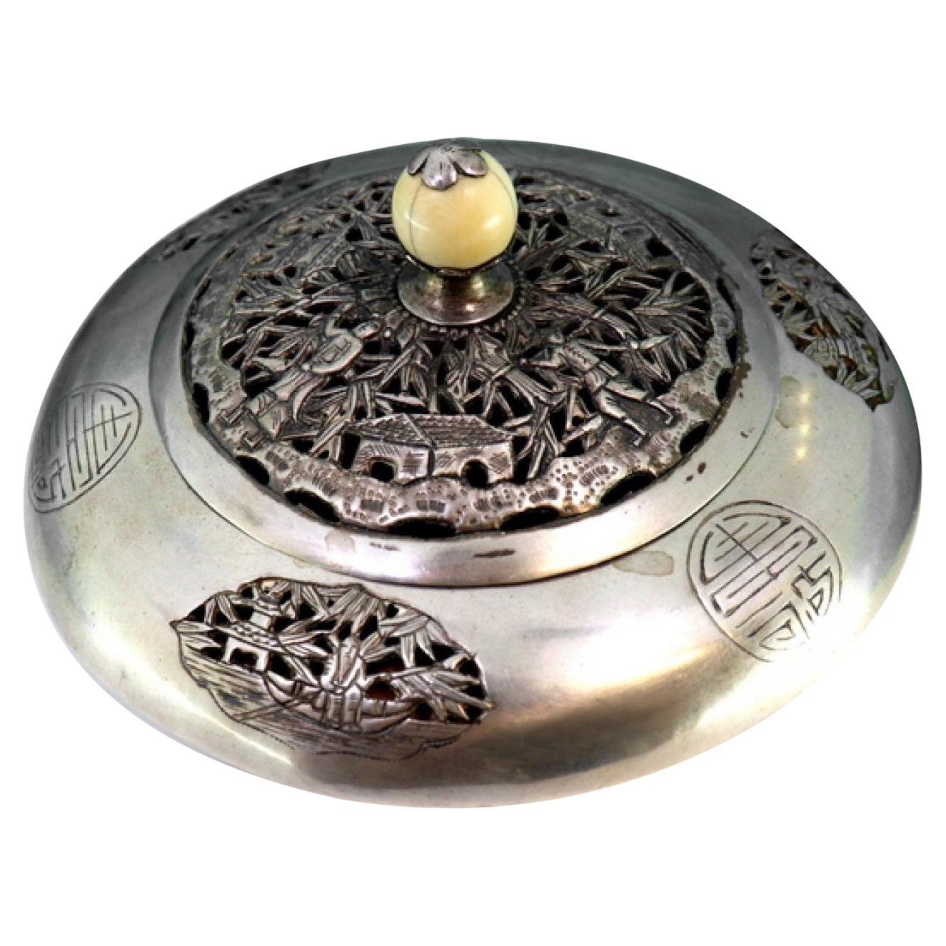 Silver saucer-shaped box with Oriental cutouts, Greek friezes and ivory knob For Sale