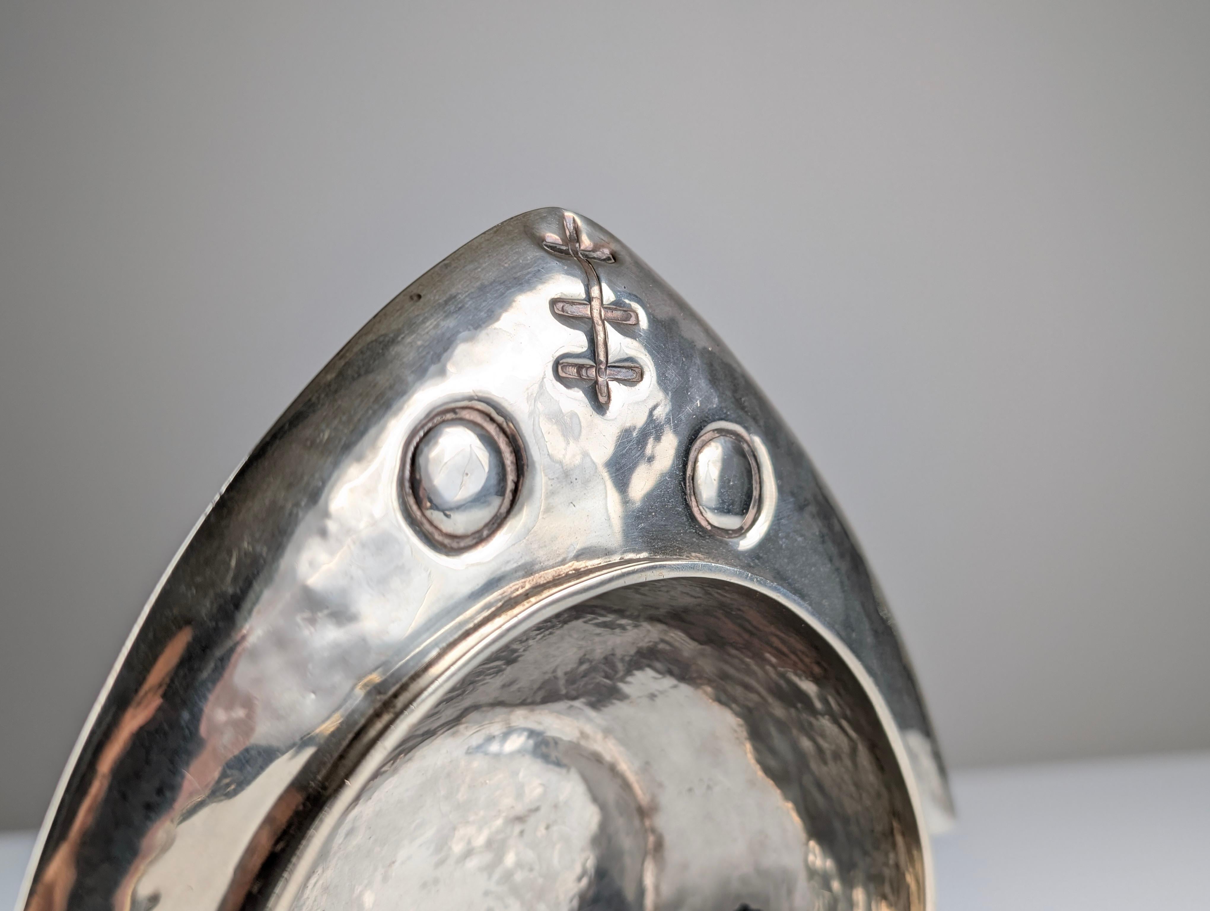 Mid-Century Modern Silver Sculptural Bowl by Graziella Laffi, Signed, Peru, 1960s For Sale