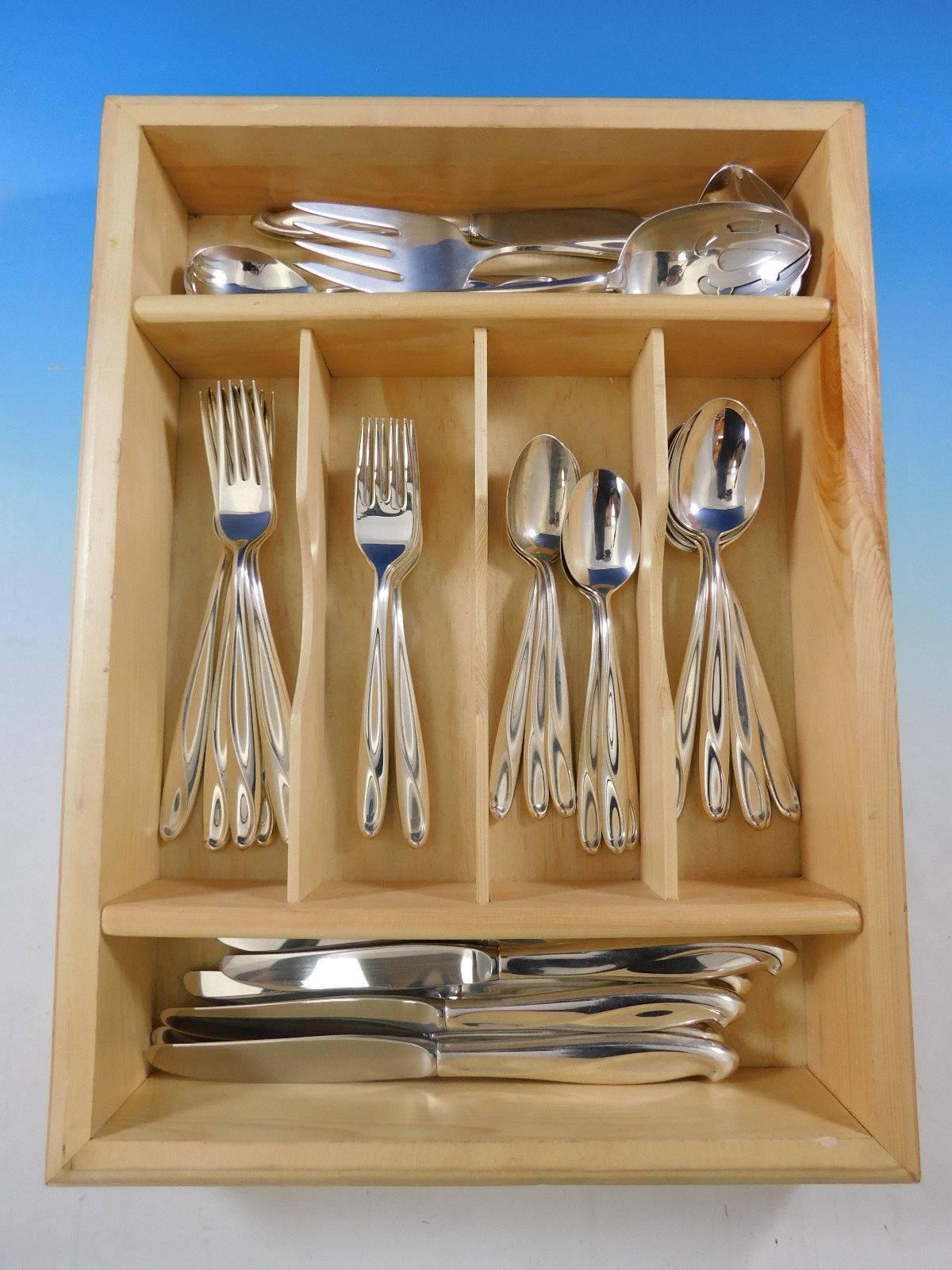 Silver Sculpture by Reed & Barton Sterling Silver Flatware Set Service 36 pcs For Sale 3