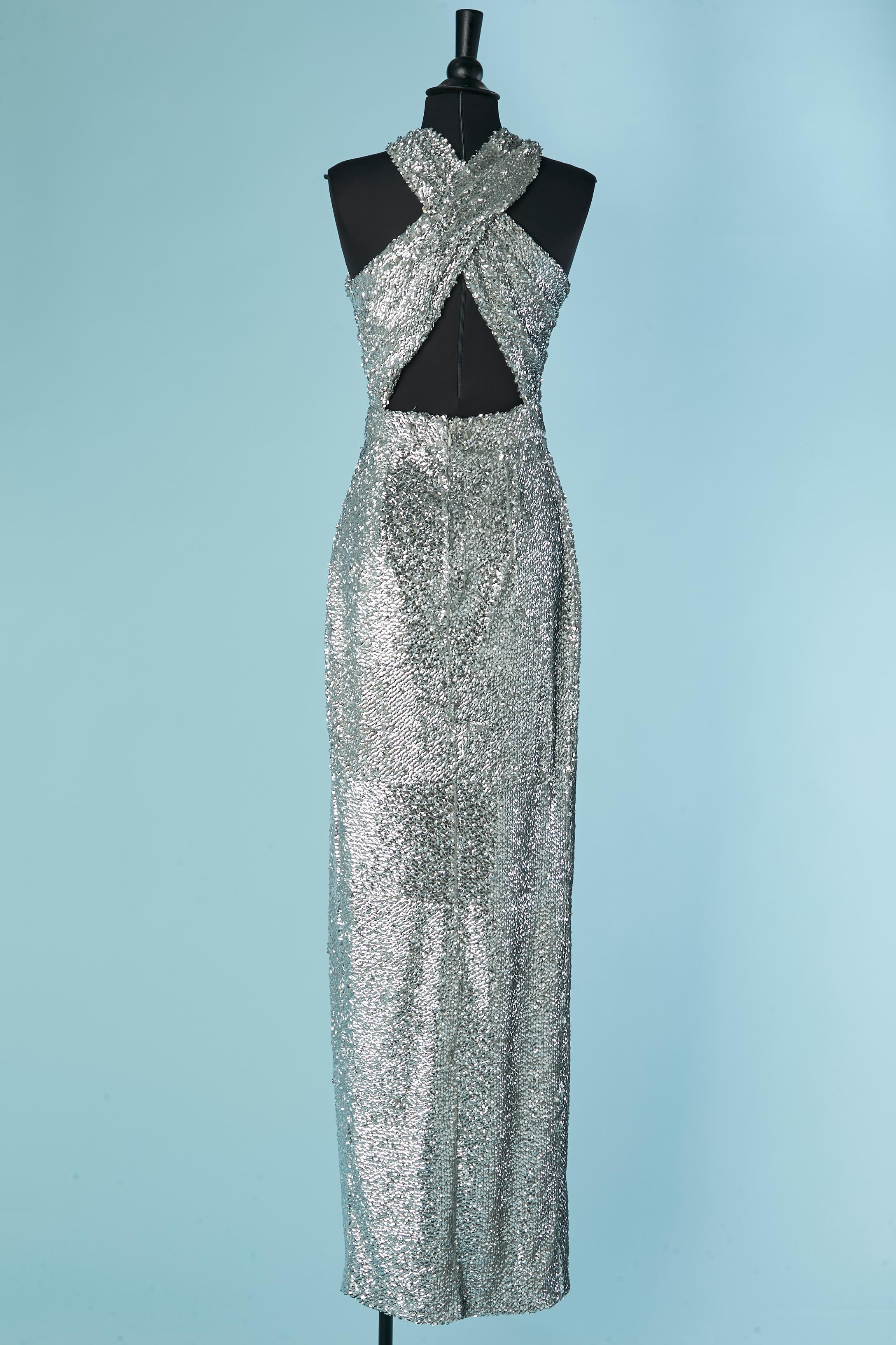 Robe de soirée à paillettes argentées TOM FORD SS2023 en vente 2