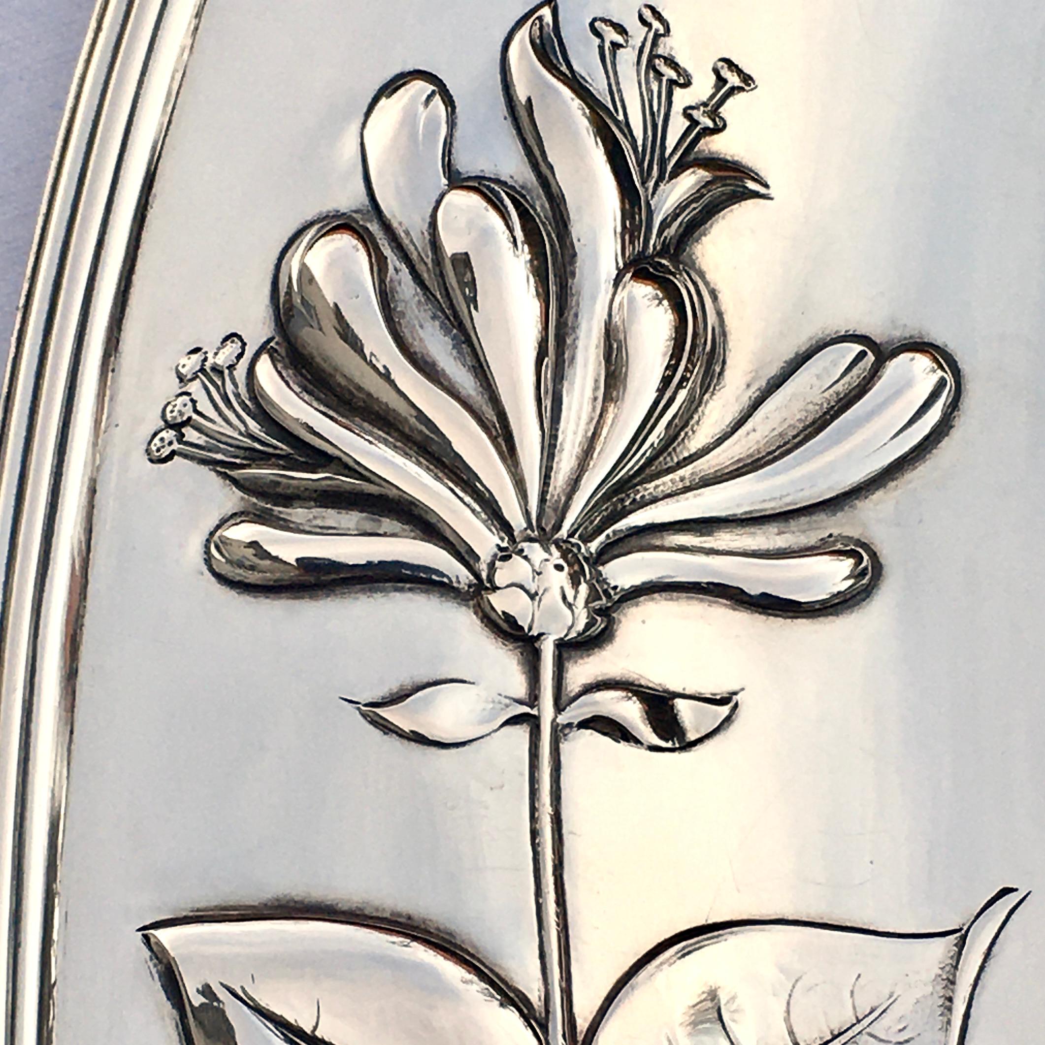 Silver Serving Platter, Art Nouveau, Floral Decoration by Wilkens, Germany, 1899 In Good Condition In EL Waalre, NL