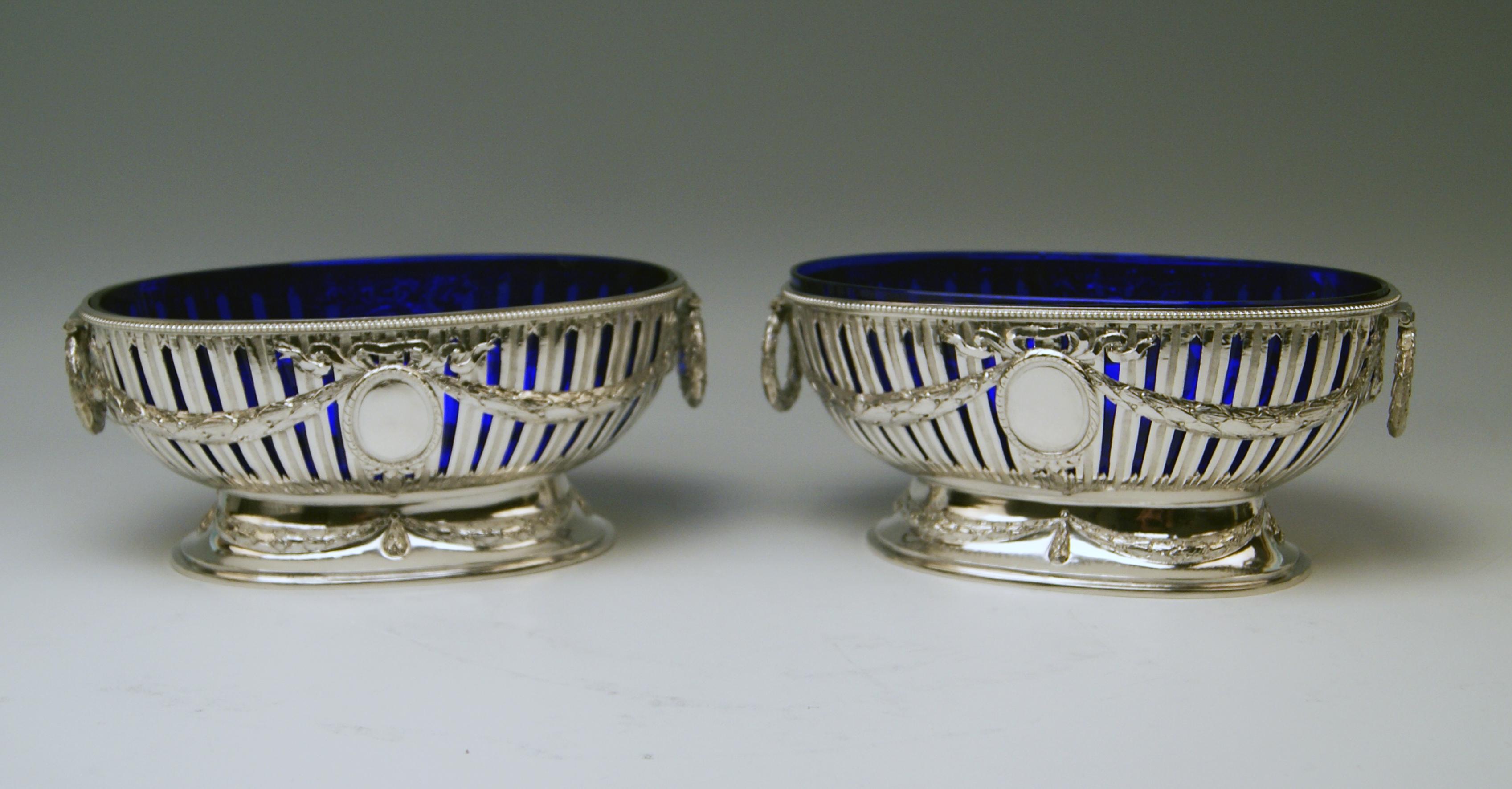Austrian Silver Set Three Bowls Cobalt Blue Glass Liners Master Bubeniczek Vienna ca.1900 For Sale