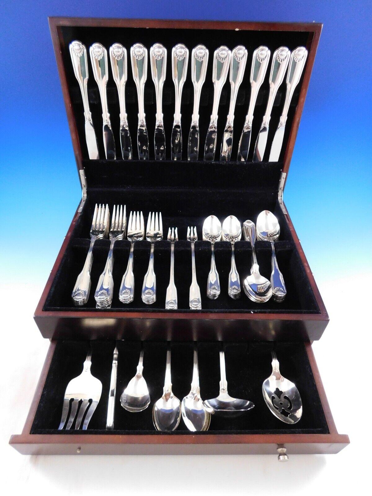 Silver Shell by Community Oneida Silverplate Flatware set - 89 Pieces. This set includes:
12 Dinner Knives, 9 1/2