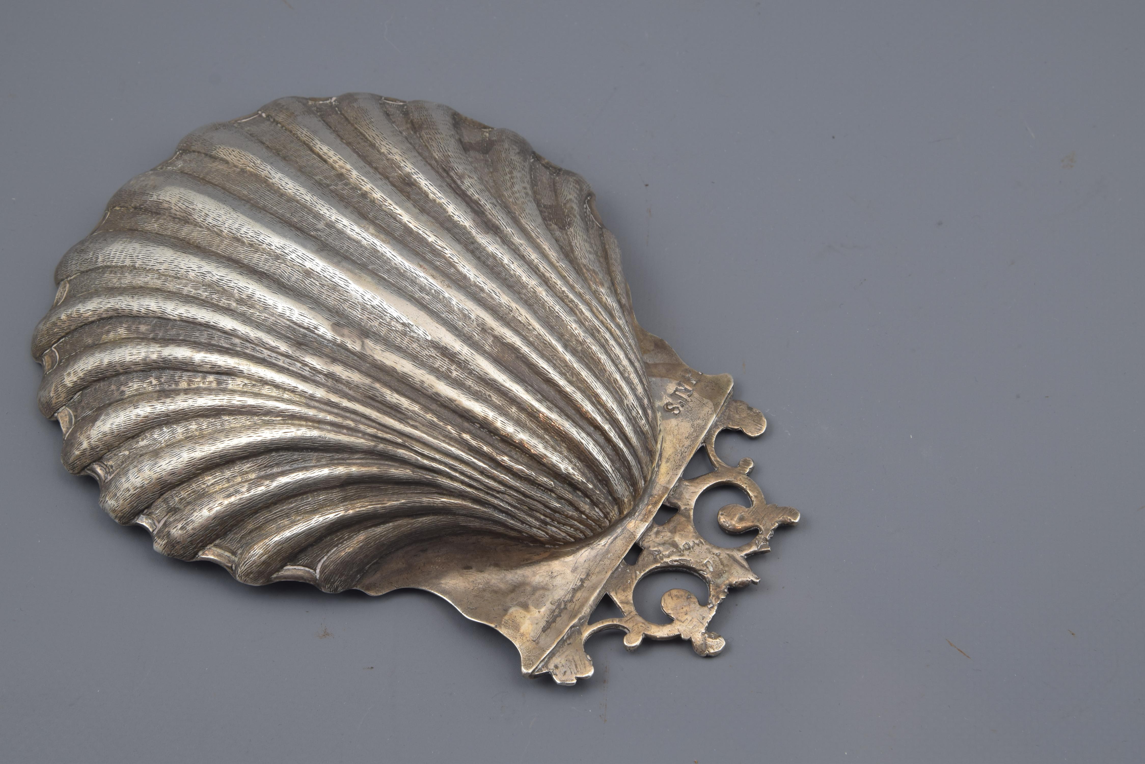 Silver Shell, Toledo, Spain, circa Mid-18th Century In Good Condition In Madrid, ES