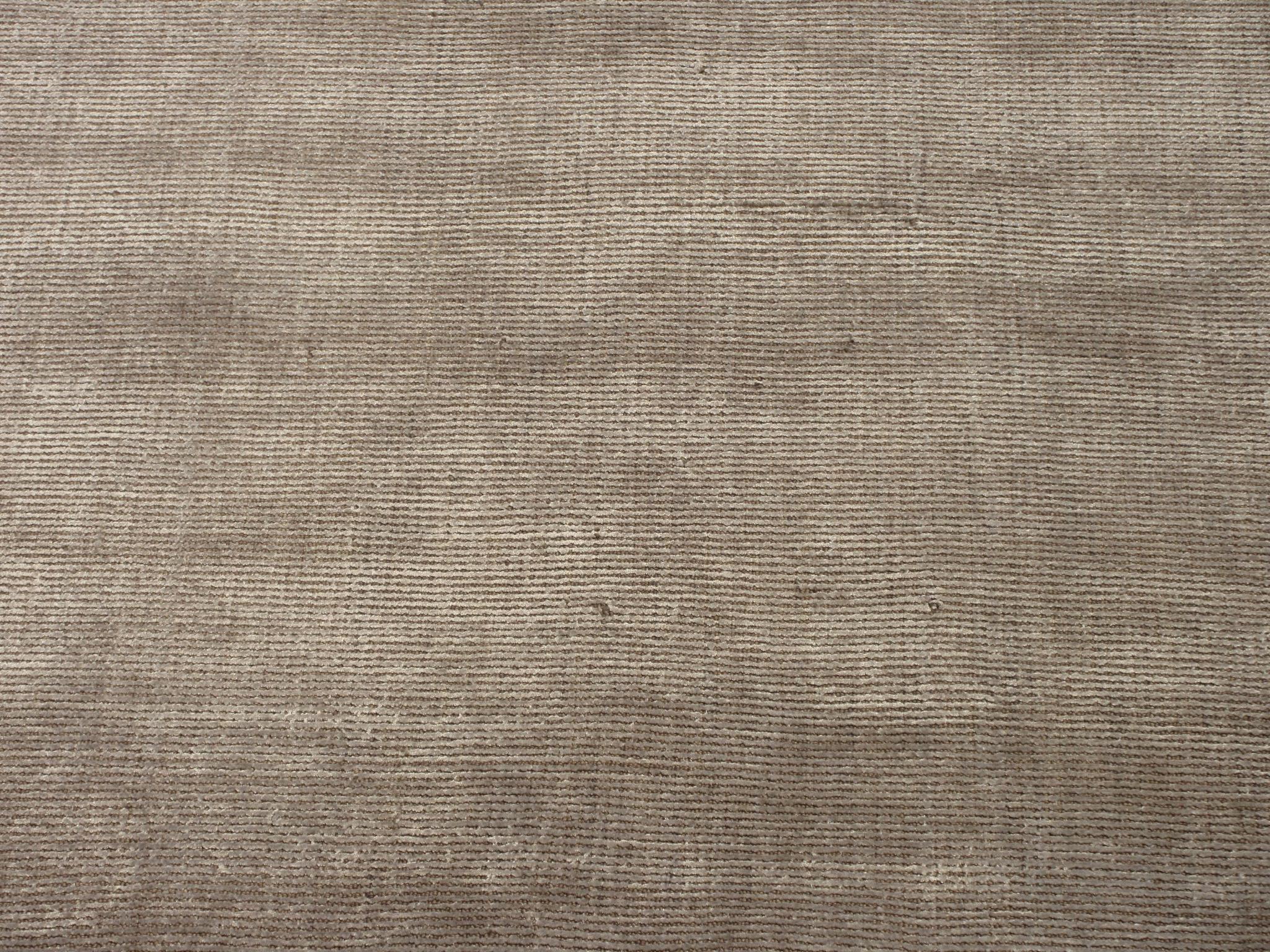 Indian Silver Silk Modern Rug For Sale