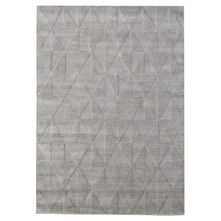 Modern Silver Rug Silver Silk Modern Rug For Sale at 1stDibs
