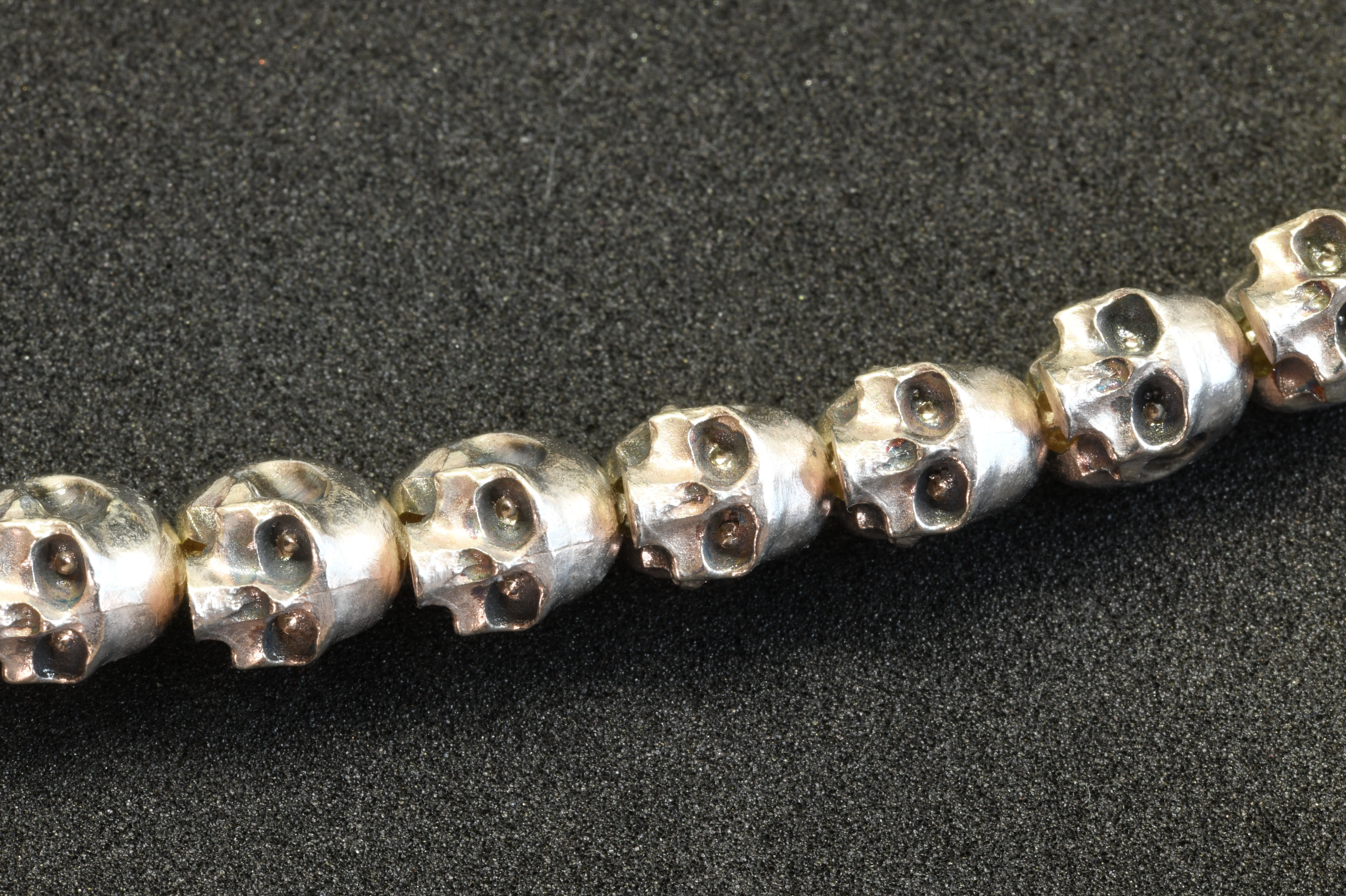 Portachiavi con teschio in argento A Link in vendita