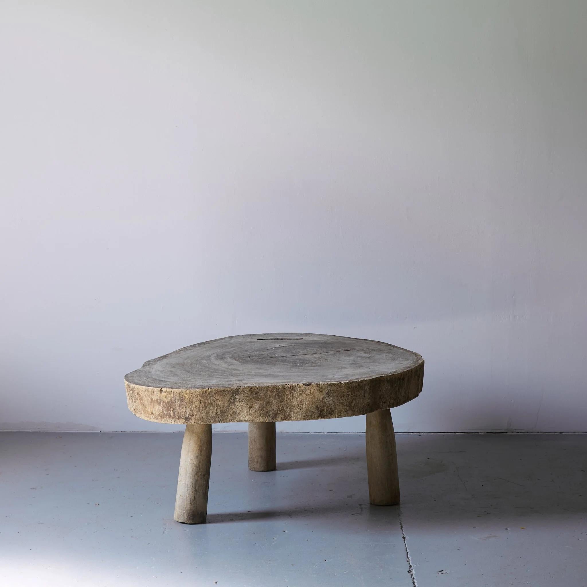 Table basse en dalles d'argent, années 1960 Bon état - En vente à London, England