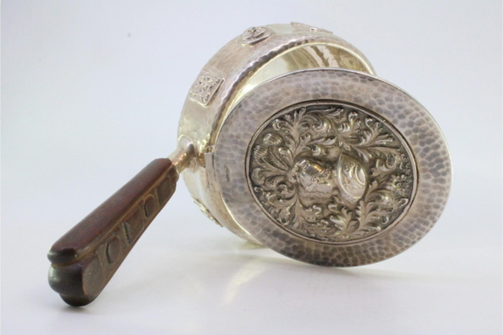 Silver smudging bowl w/ soldier busts, reliefs & wooden handle For Sale 1