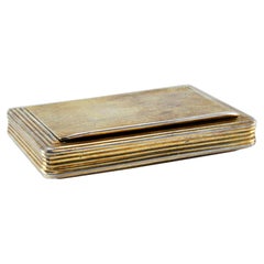 Silver snuff box with borders on the edge, gold interior and hinged lid