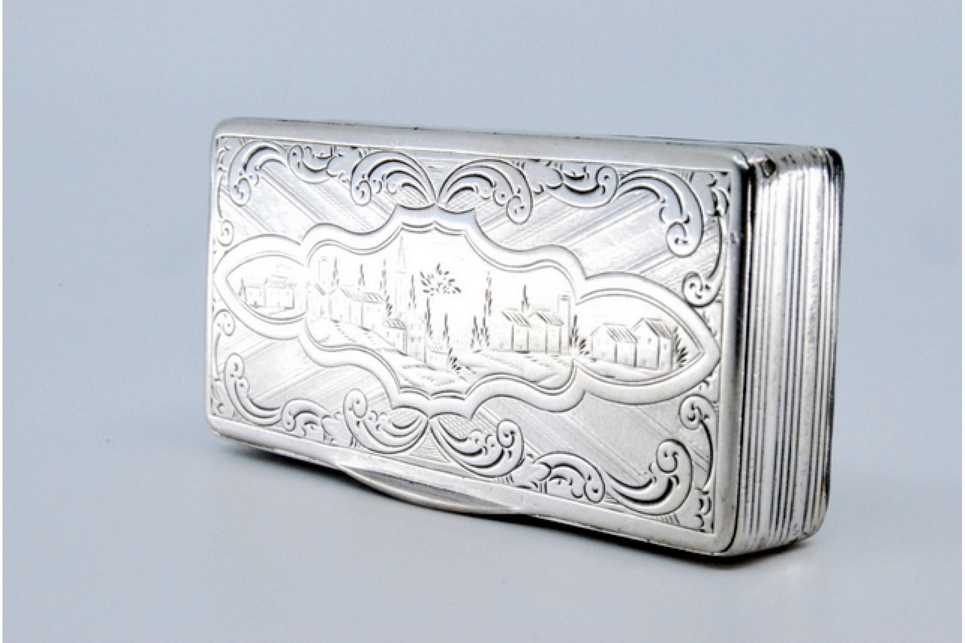 European Silver snuff box with friezes and engraved city-scene lid For Sale