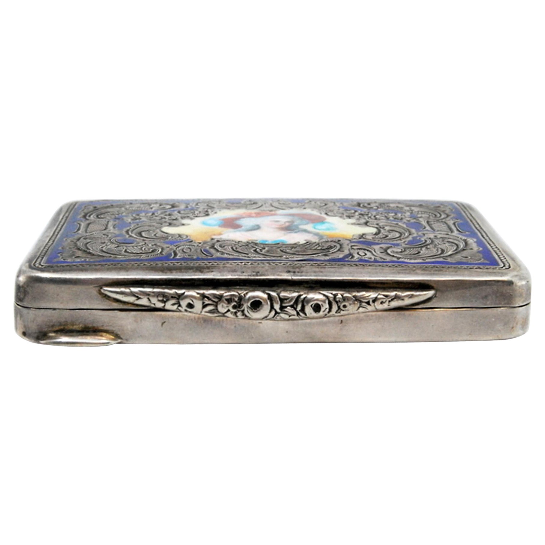 Silver snuff box with garlands and antique enameled lady on the hinged lid