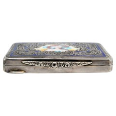 Silver snuff box with garlands and antique enameled lady on the hinged lid