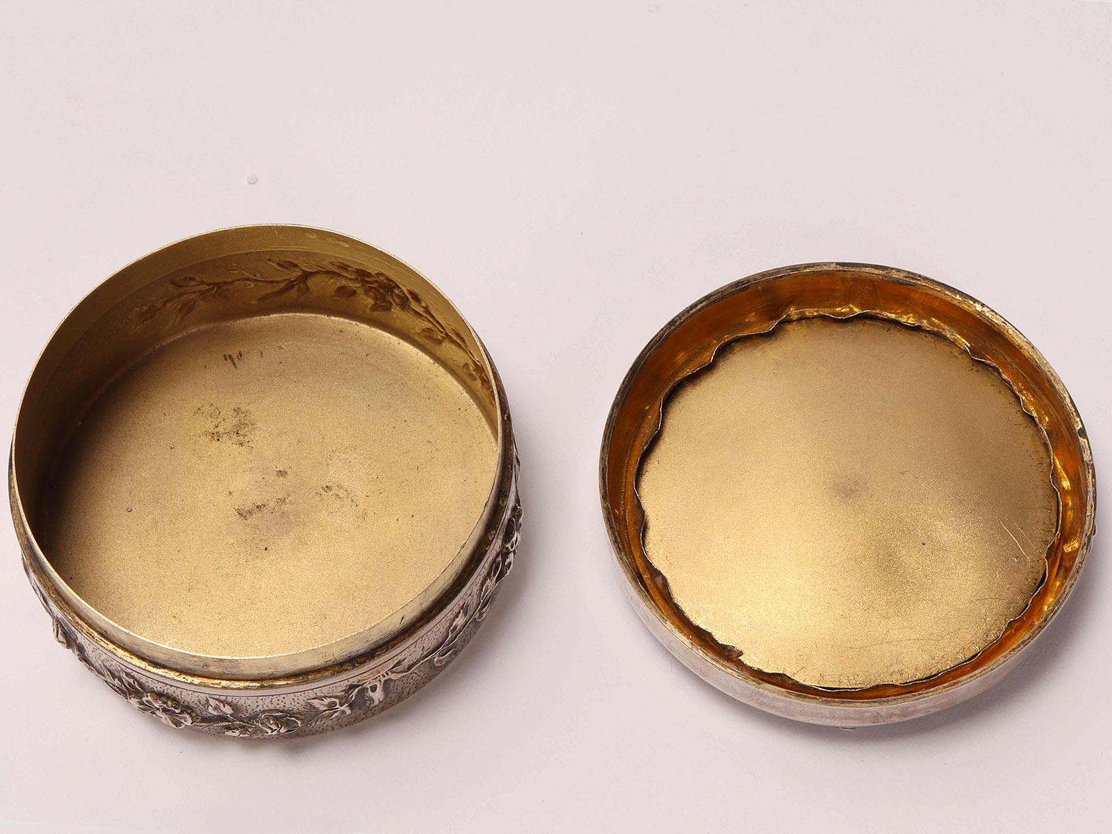 Silberne Schnupftabakdose mit Miniatur, Frankreich 1900.  im Angebot 2