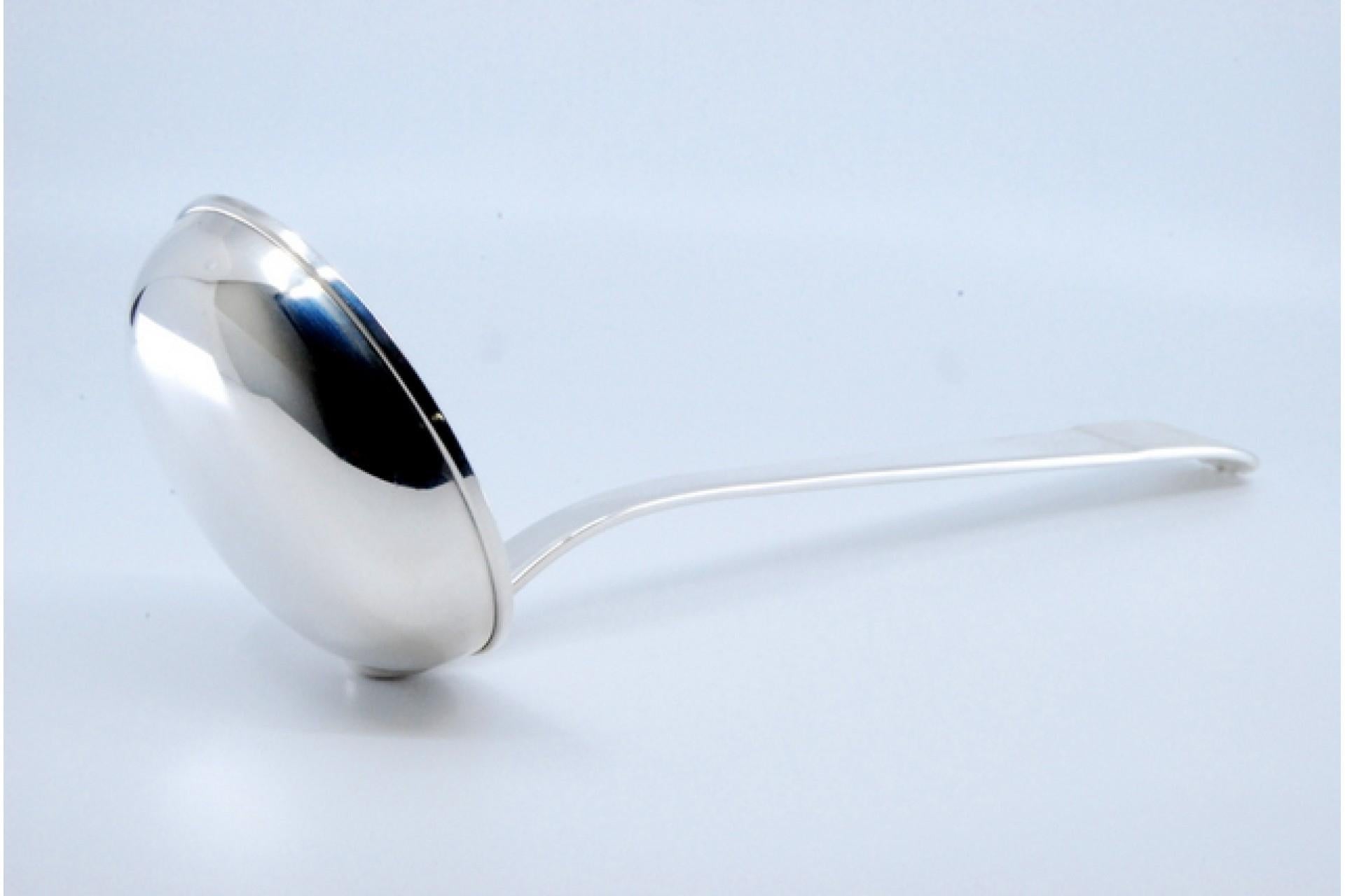 Silver soup ladle with embossed reed-style handle For Sale 1
