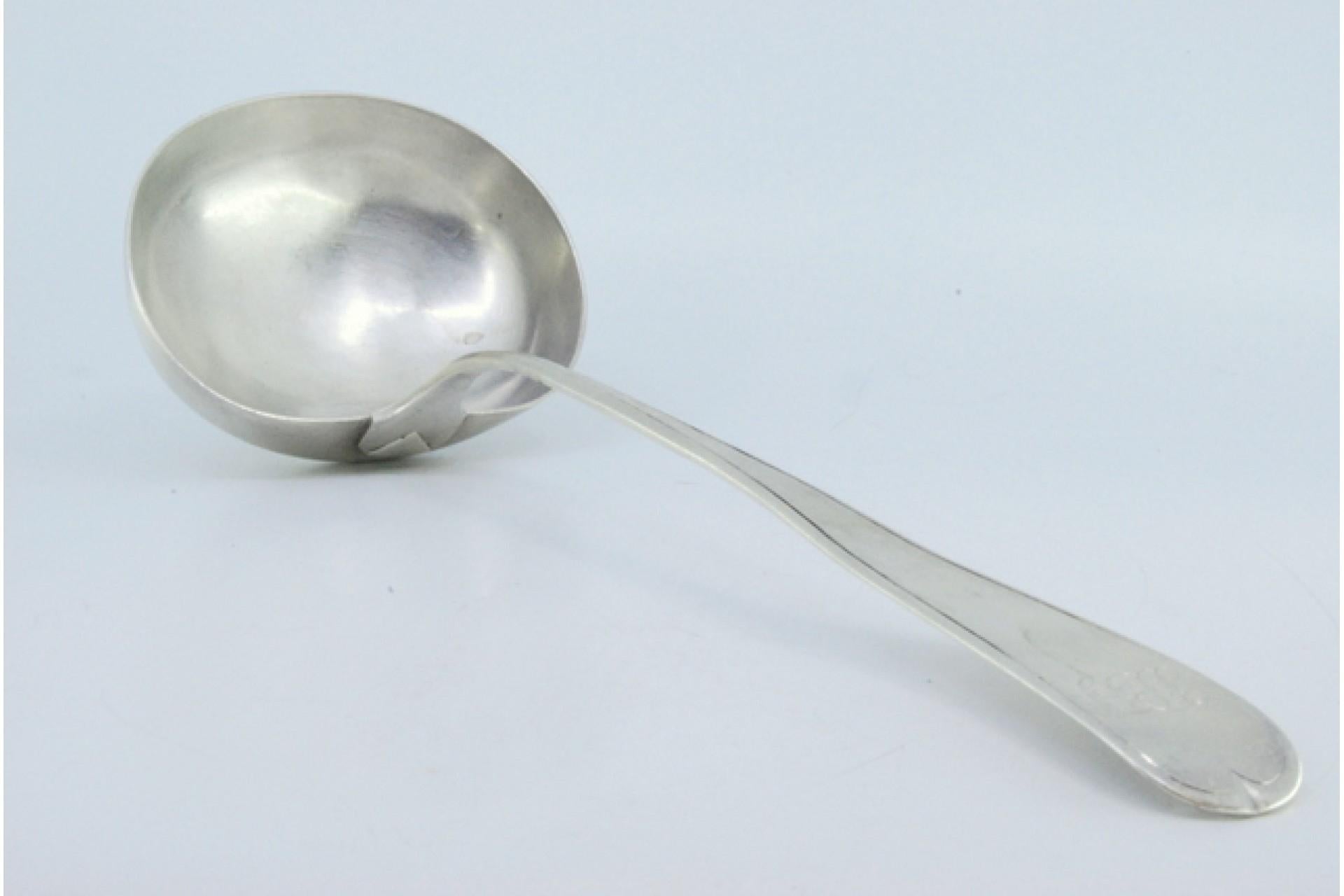 Description: Silver soup ladle with grooves along the handle. Metal: Silver. Origin: Portuguese. Brand: Porto Coroa. Weight: 186.31 grams. Dimensions: 33x10.5cm. Content: 833/1000. Assay Mark: Yes, from the 15th century to 1885. Additional