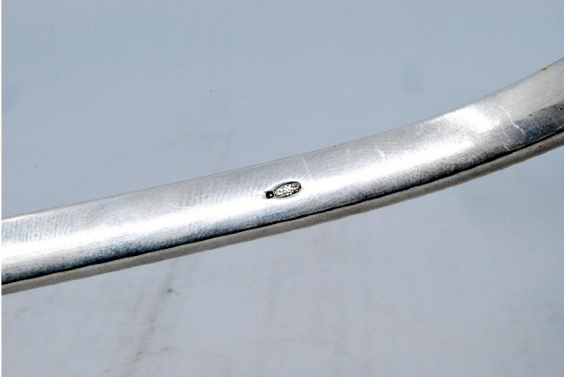 Silver soup ladle with grooves along the handle Bon état - En vente à Porto, PT