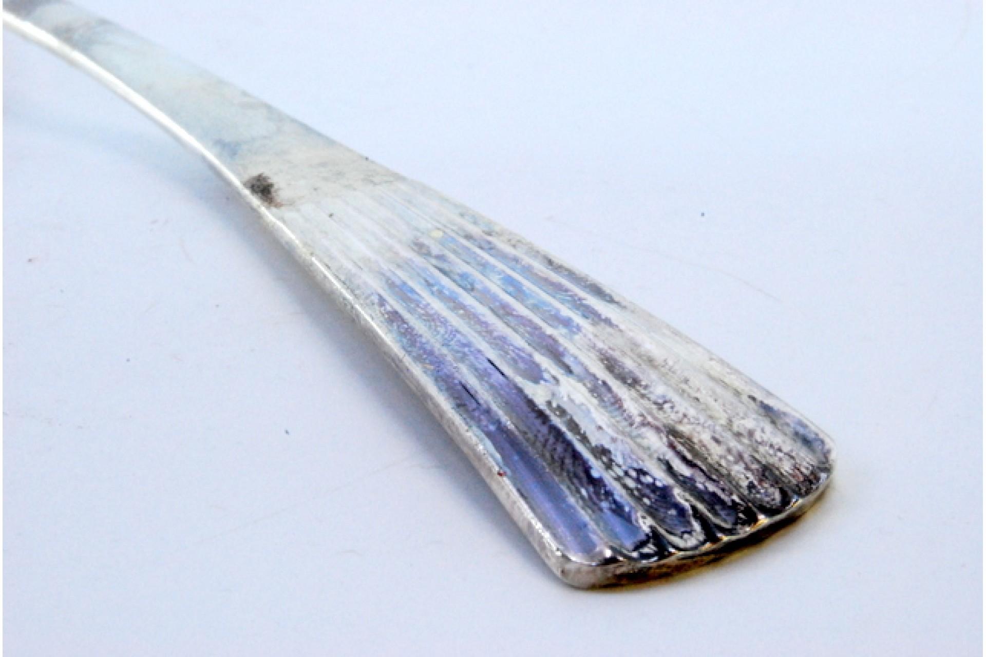 Silver soup ladle with reed-style reliefs on the handle In Good Condition For Sale In Porto, PT