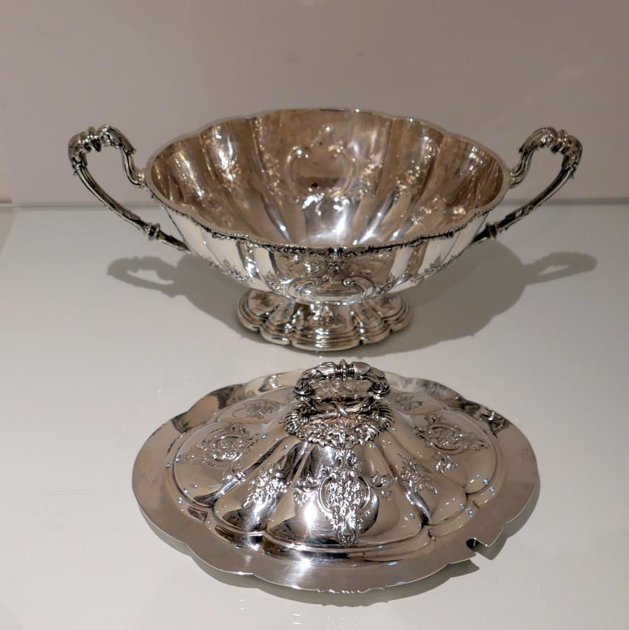 British Silver Soup Tureen and Cover Sheffield 1908 Richard Martin & Ebenezer Hall For Sale