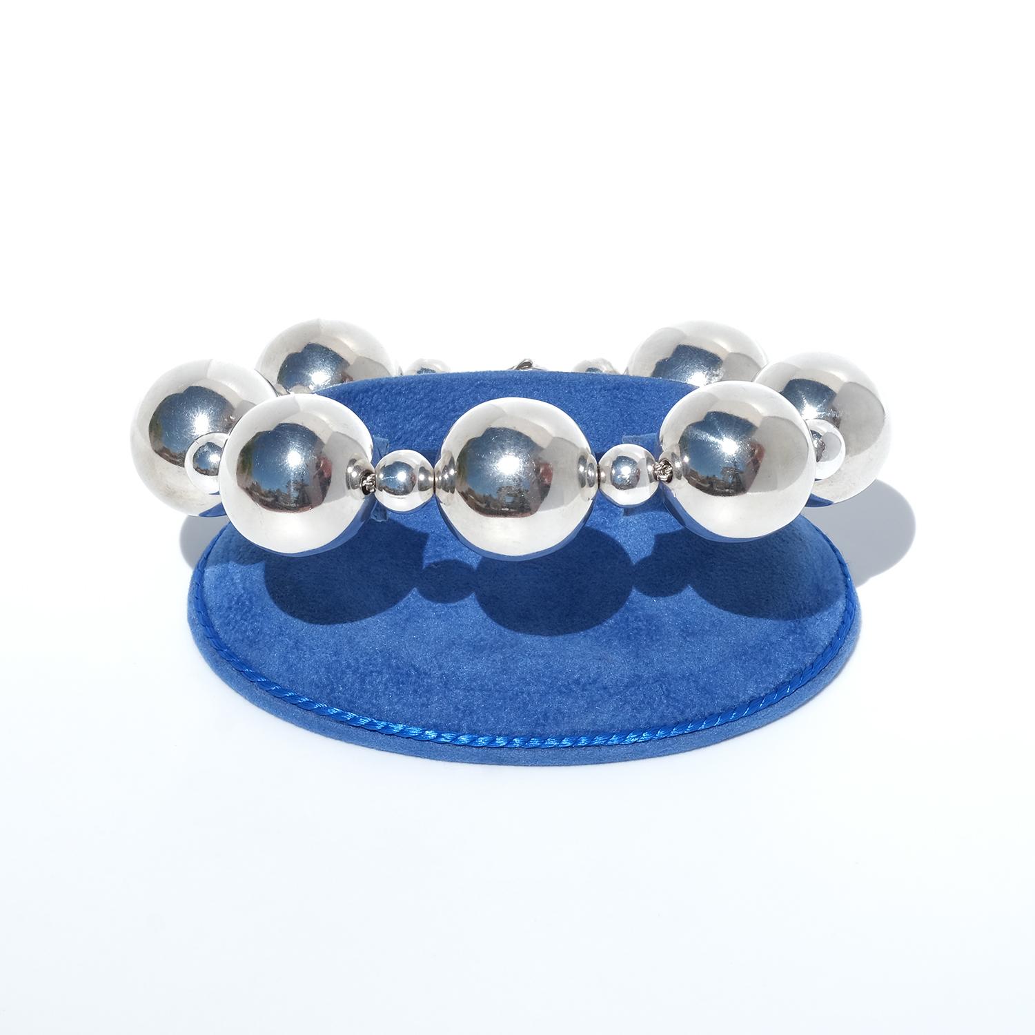 Pulsera Esfera de Plata en venta 1