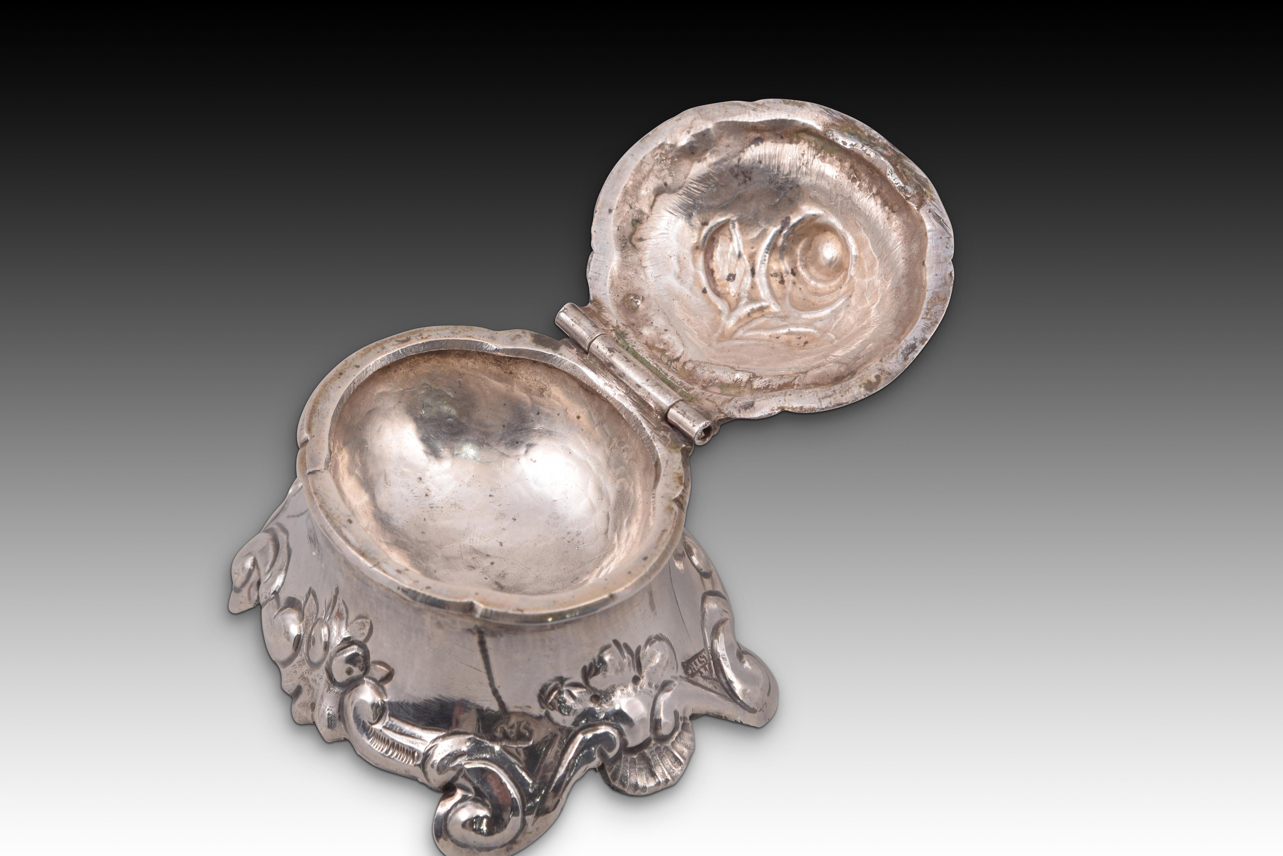 Silberne Silberspitzenschale oder Schale, mit Punzierungen, Spanien, Crdoba, 18. Jahrhundert im Zustand „Gut“ im Angebot in Madrid, ES