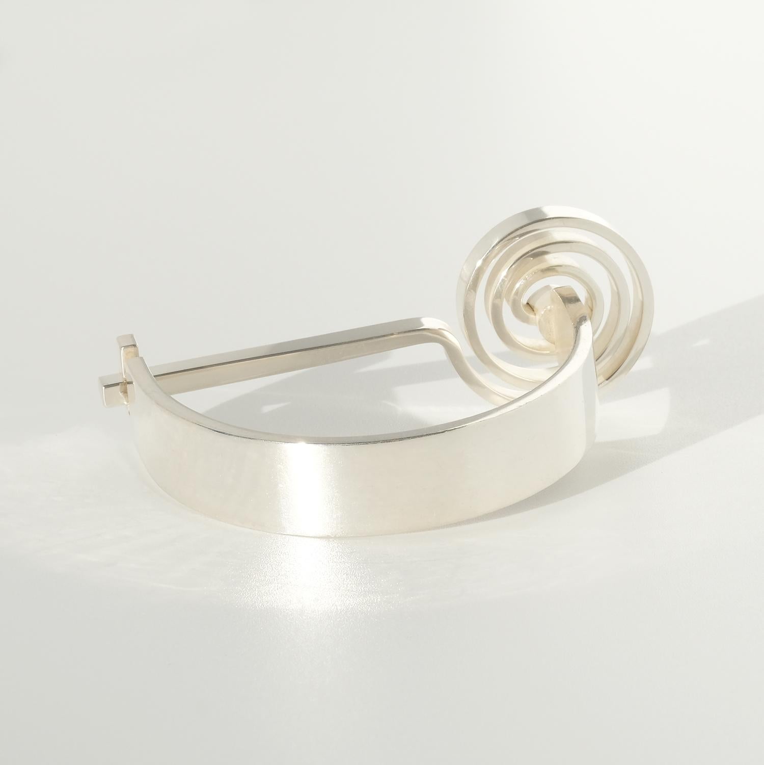Silver Spiral Bracelet by Swedish smith Lars Håkansson. Made Year 1981 For Sale 3