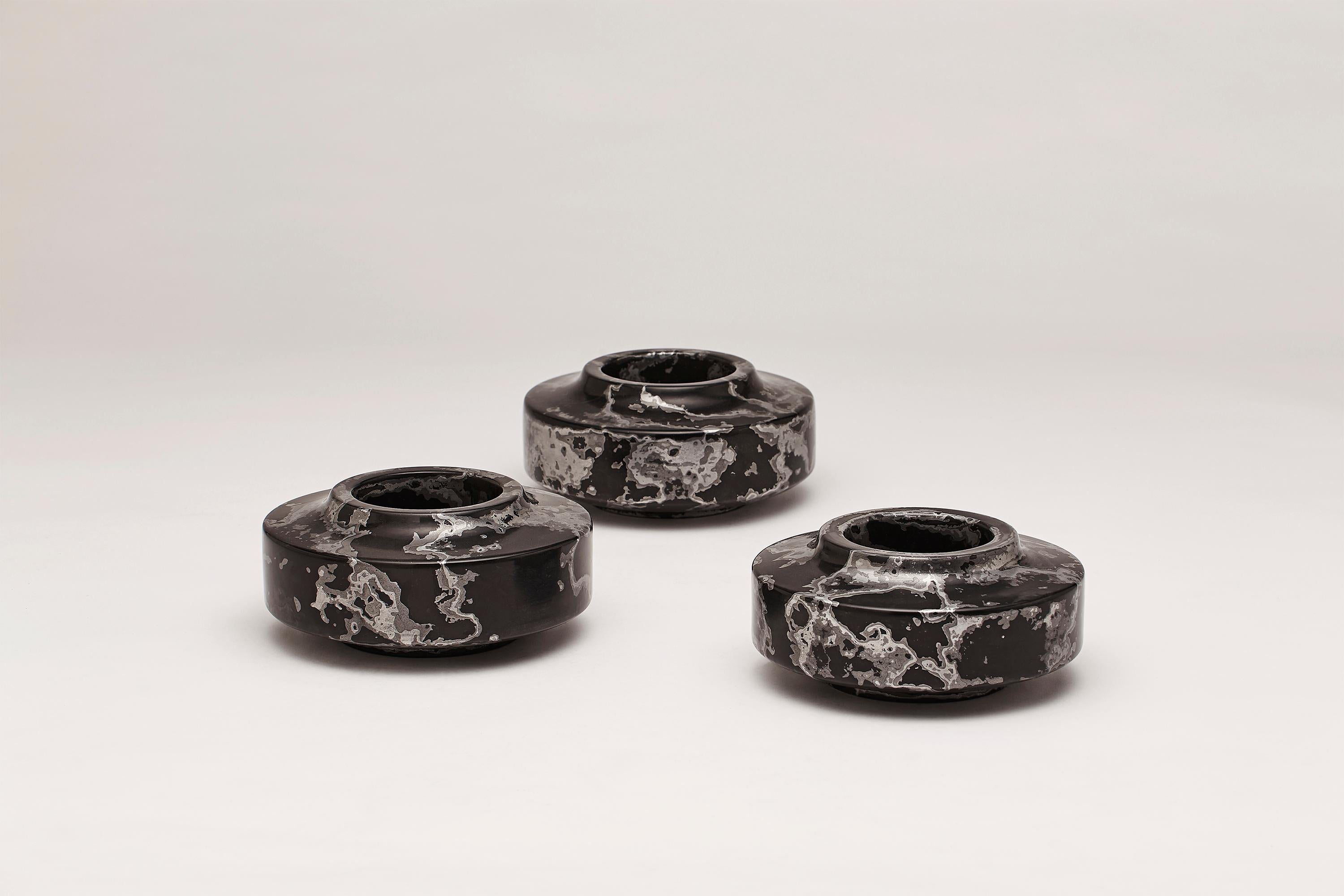 Silver Stone, Contemporary Set of Vessels in Black and Silver by Nic Parnell For Sale 1