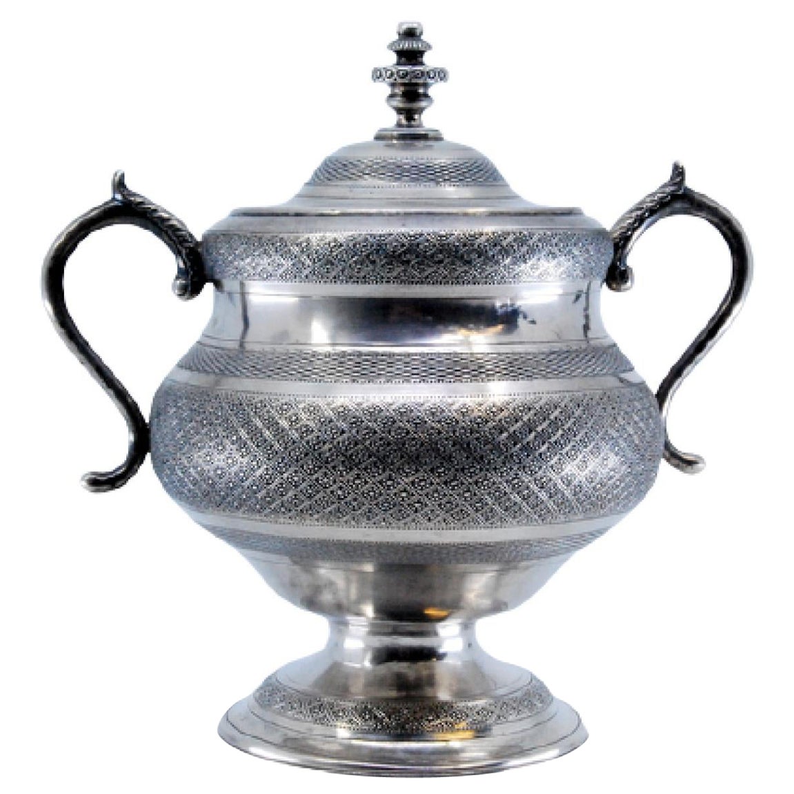 Silver sugar bowl w/ guilloche diamond engraving, removable lid 
curved handles