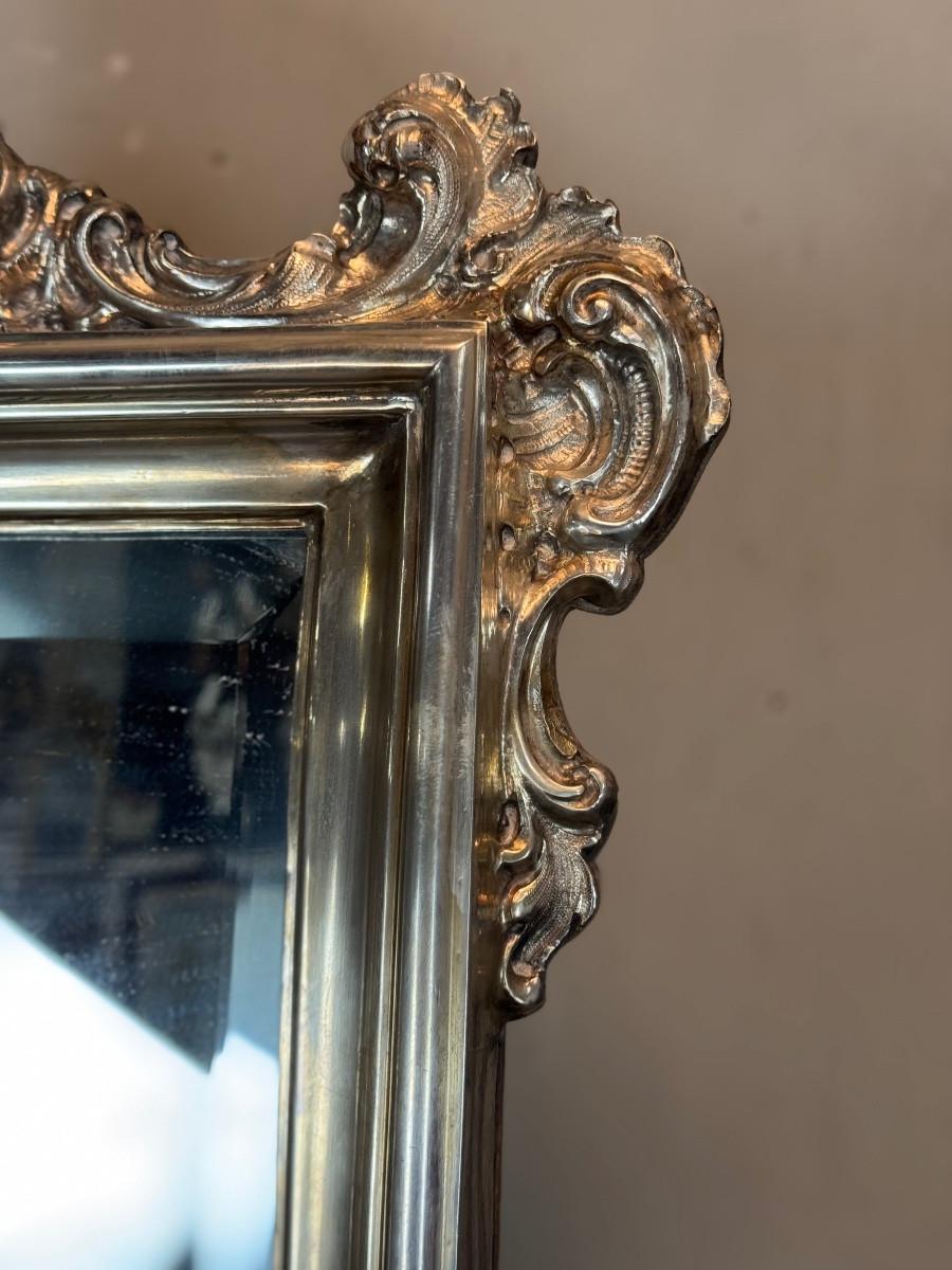 Louis XV Miroir de table en argent sur socle en bois Venise, vers 1750 en vente