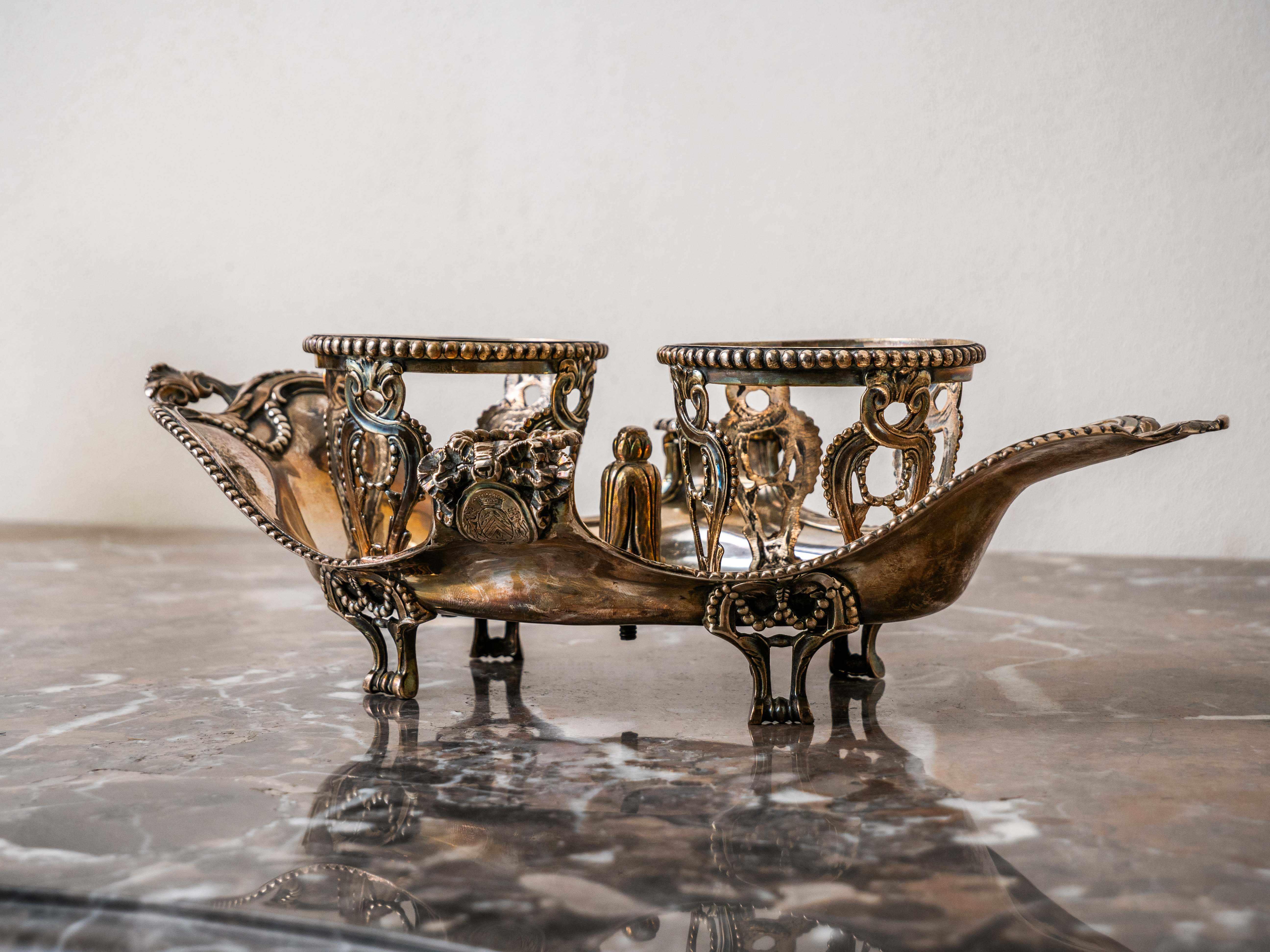 Belgian Silver table oil and vinegar set with coat of arms For Sale
