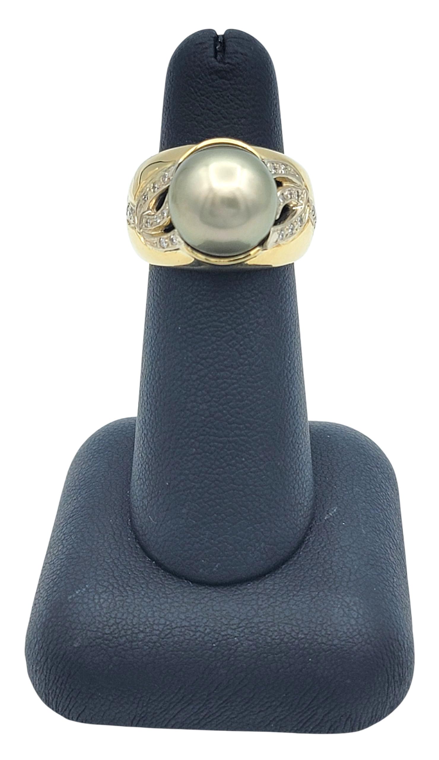 Anello a fascia larga in argento con perle di Tahiti e diamanti in oro bicolore 18 carati in vendita 3