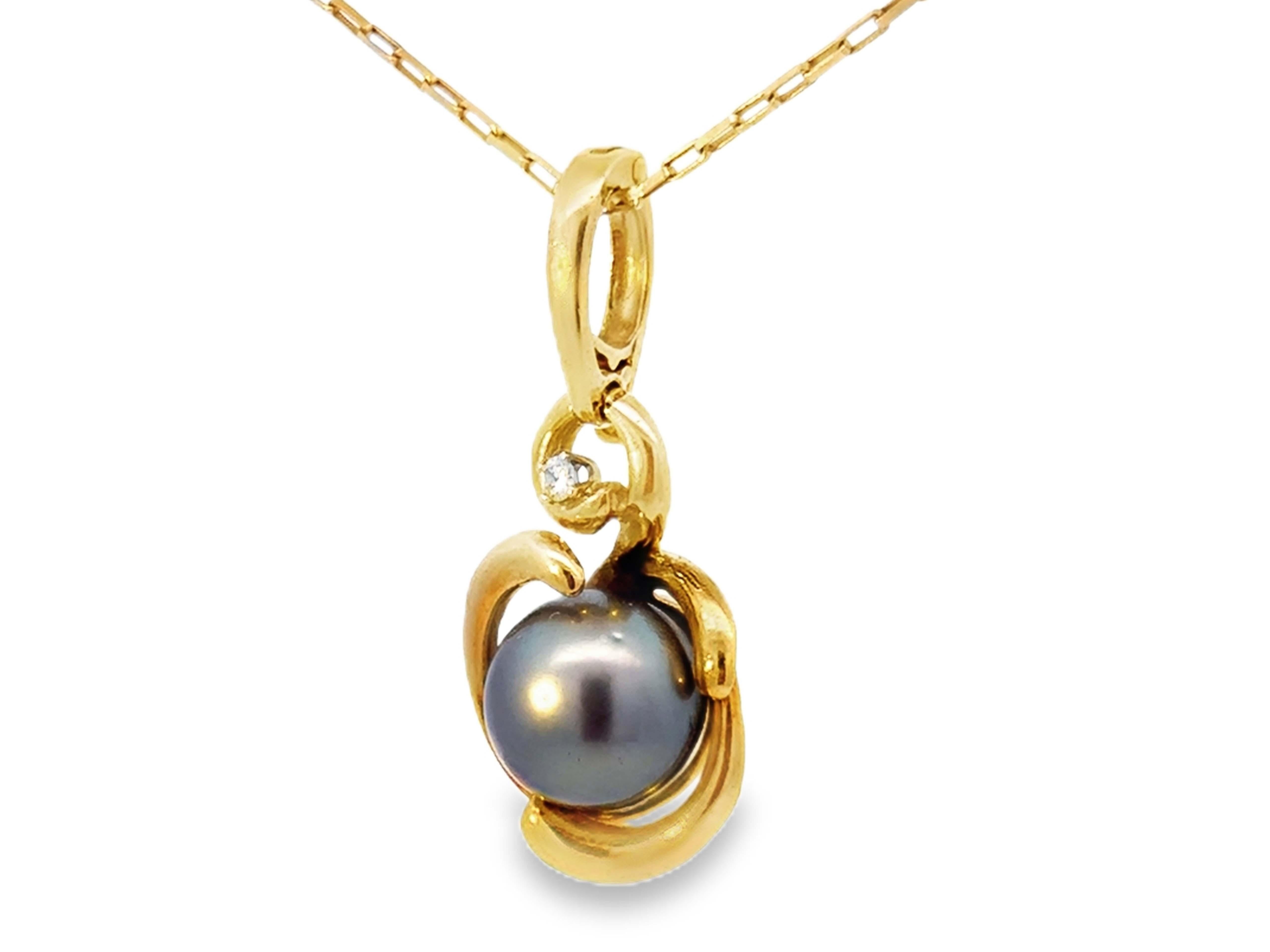 Brilliant Cut Silver Tahitian Pearl Diamond Pendant Necklace Solid 18k Yellow Gold For Sale