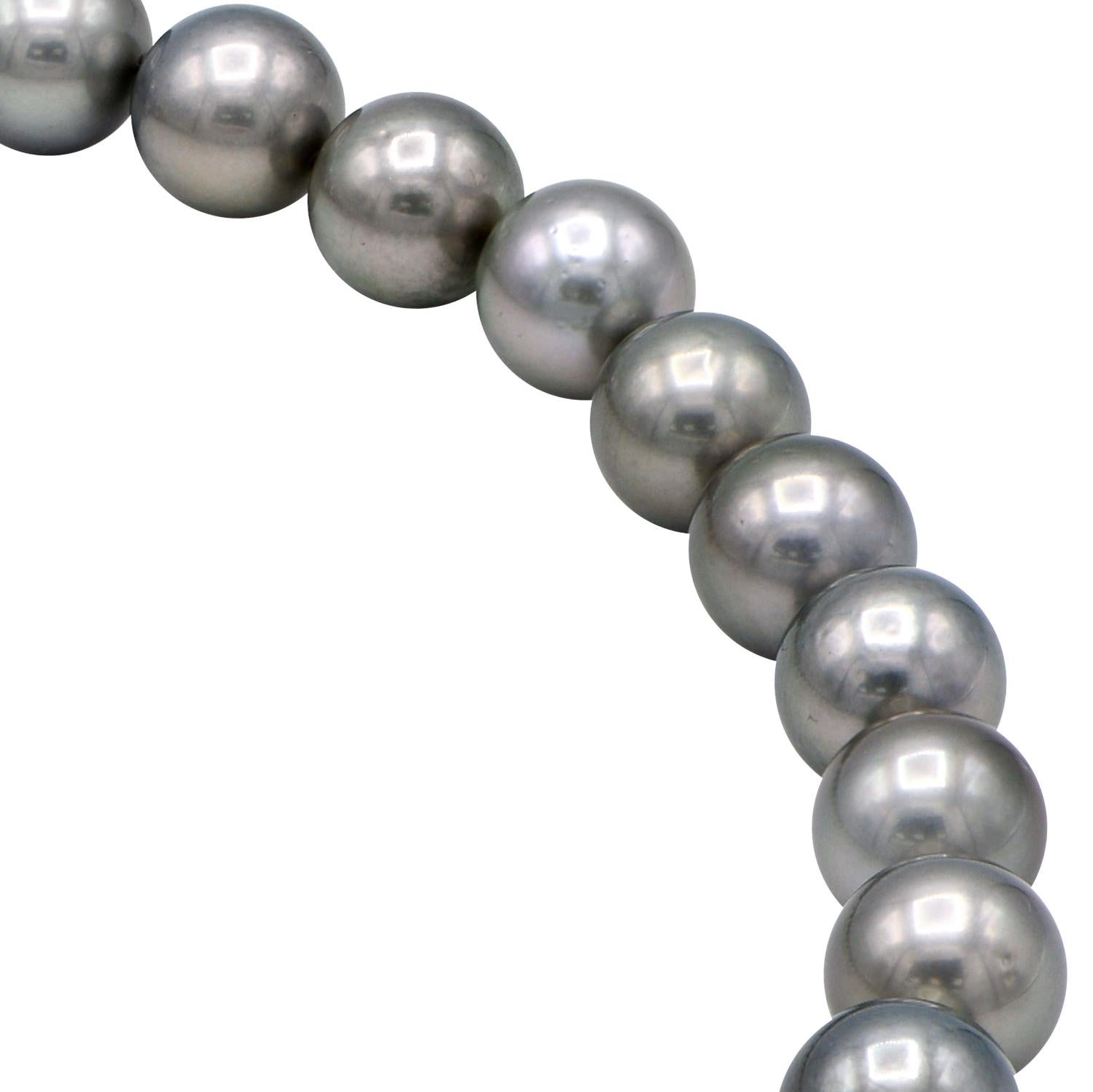 Contemporary Silver Tahitian Pearl Necklace with 14 Karat White Gold Clasp