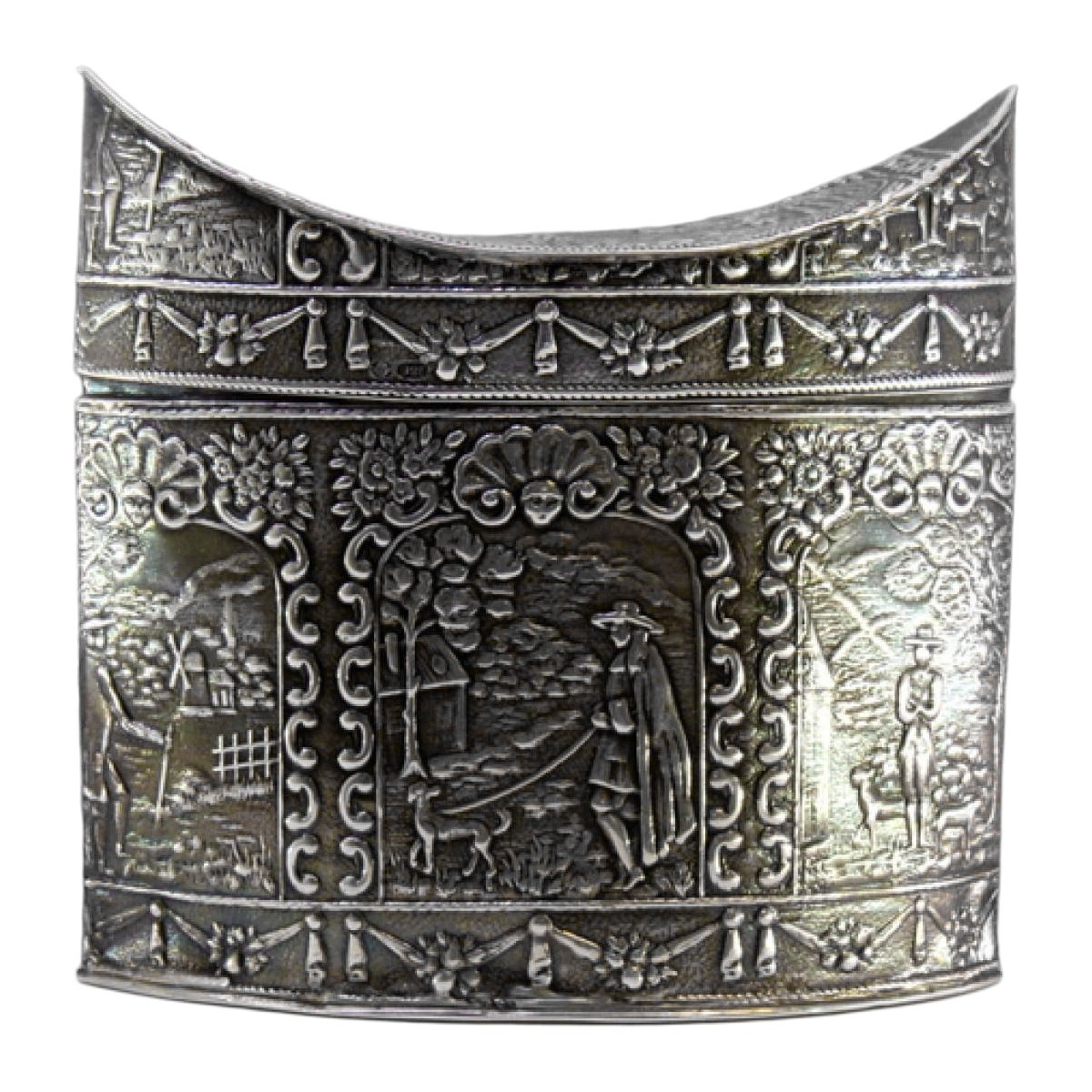 Boîte à thé en argent révélée avec un chevalier dans un décor de campagne dans le style hollandais. en vente