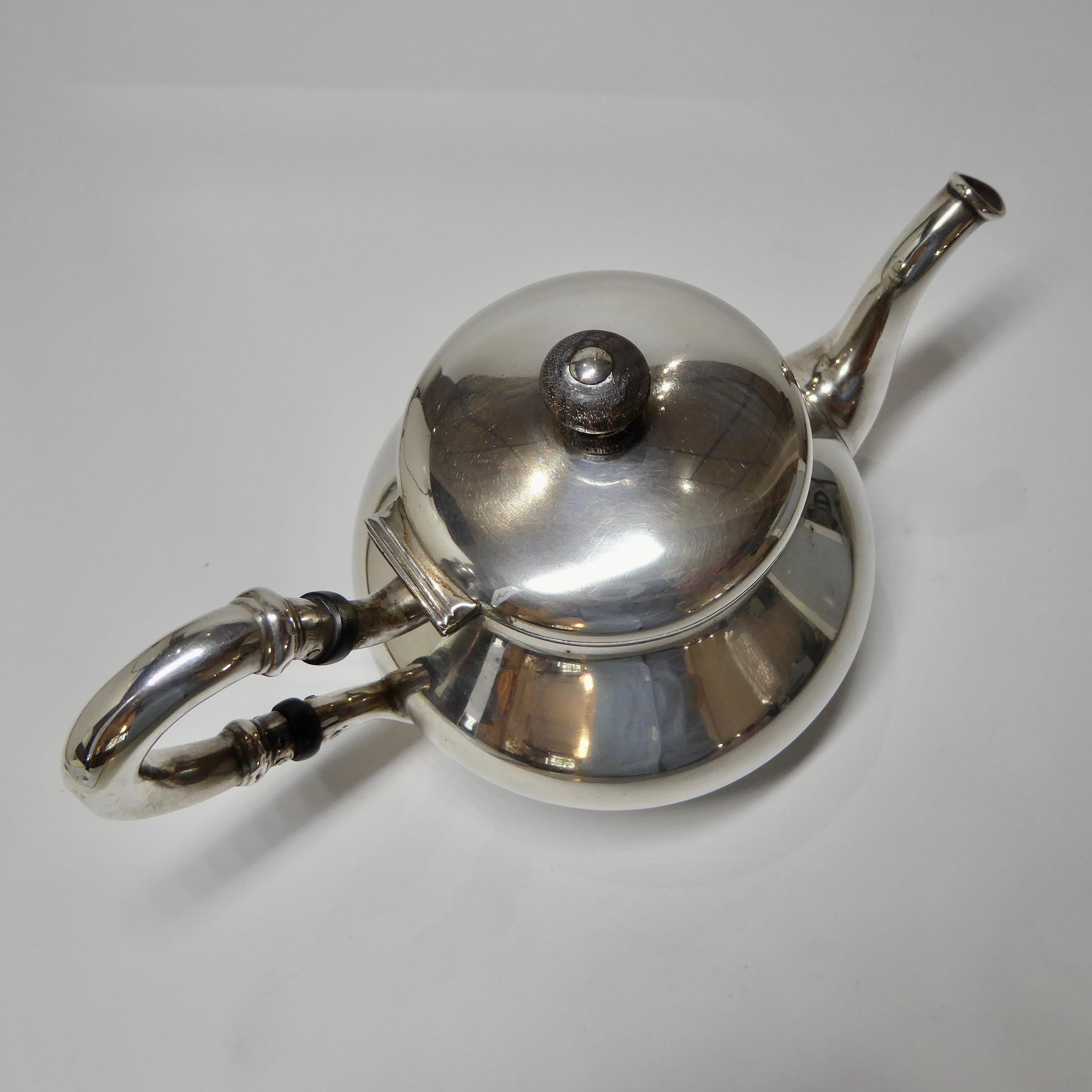 Silver, Tea Pot, Antique, the Netherlands, 1870, J.H. Balfoort Sr In Fair Condition In EL Waalre, NL
