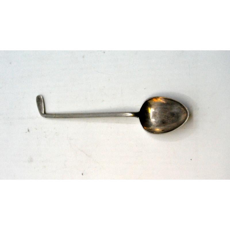 Silver teaspoon shaped like a golf club handle siglo XX en venta
