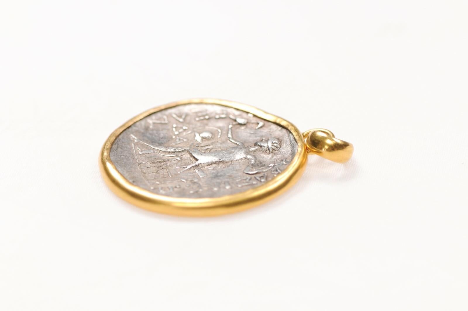 Tetradracma d'argento Alexander il Grande con bordo in oro 22k in vendita 8