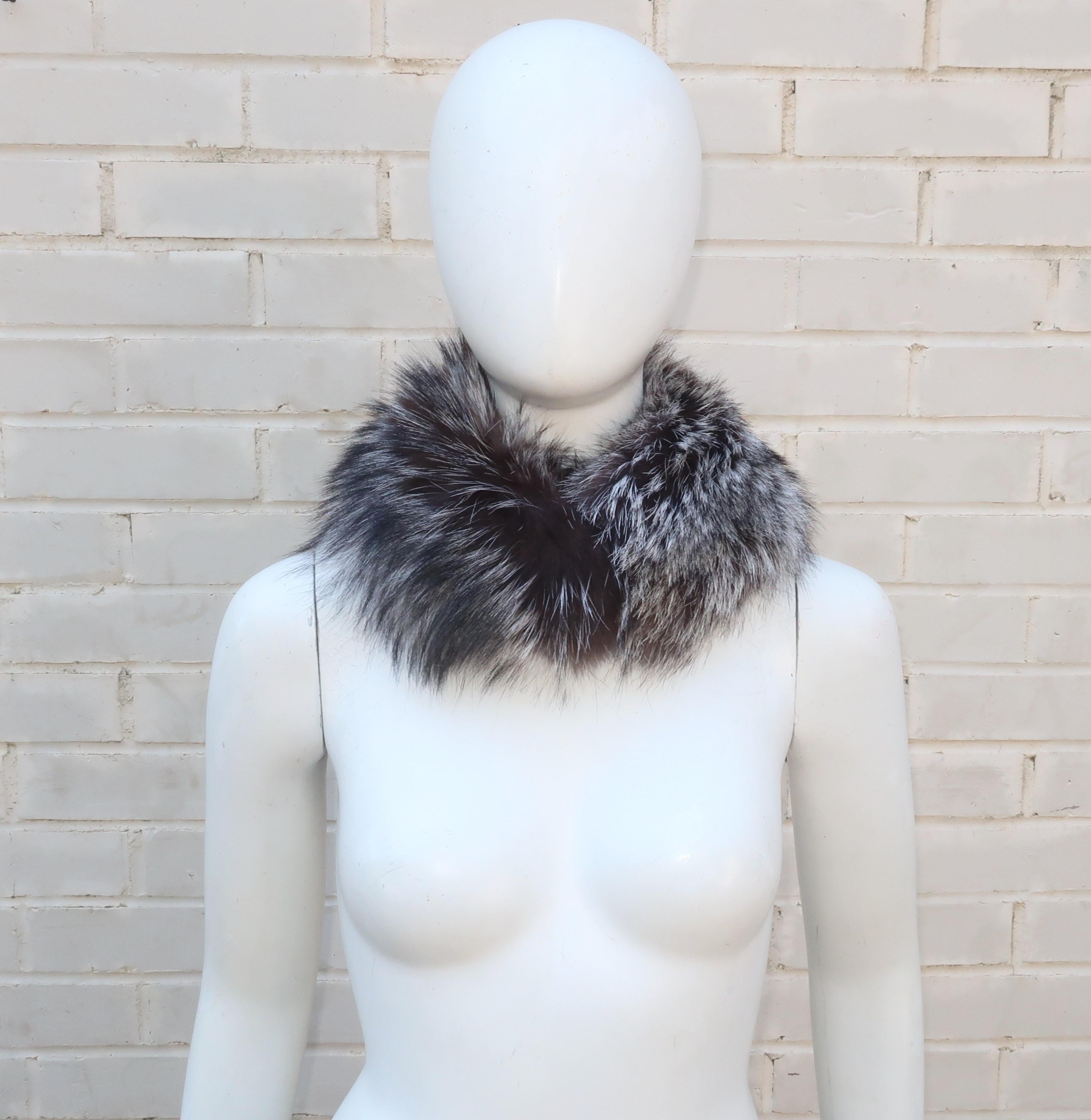 This is the perfect fur accessory for a winter wardrobe and a great way to add warmth and glamour to day or evening looks.  The lush silver tip fox fur incorporates a range of colors including black, silvery white and soft brown which mixes well