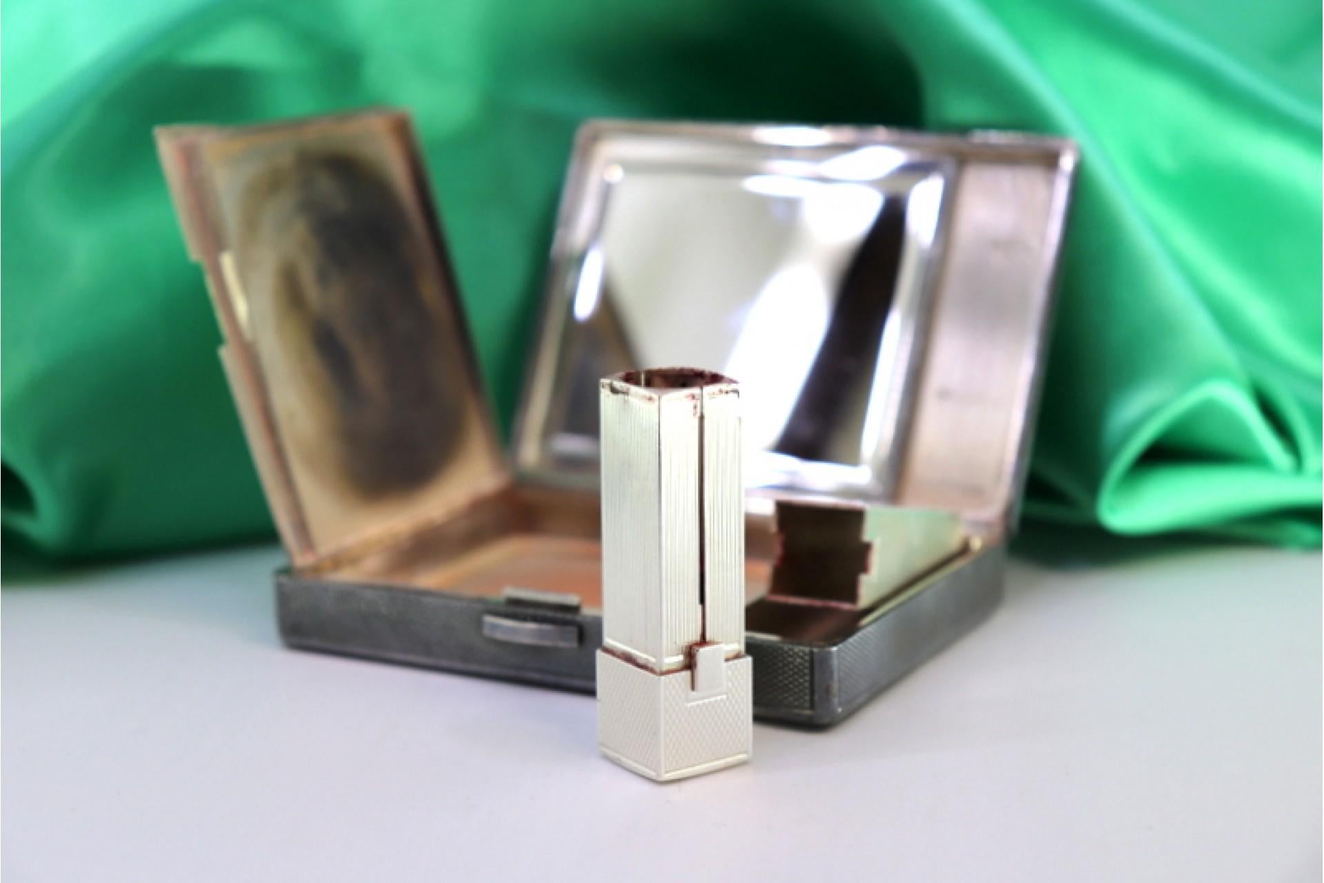 19th Century Silver toiletry box with mirror, lipstick holder and powder container For Sale