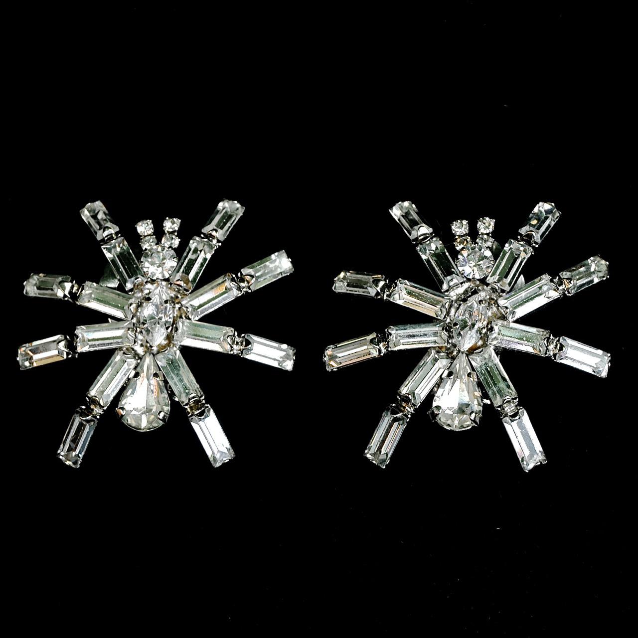 Women's or Men's Silver Tone and Clear Rhinestone Clip On Spider Earrings, circa 1980s For Sale