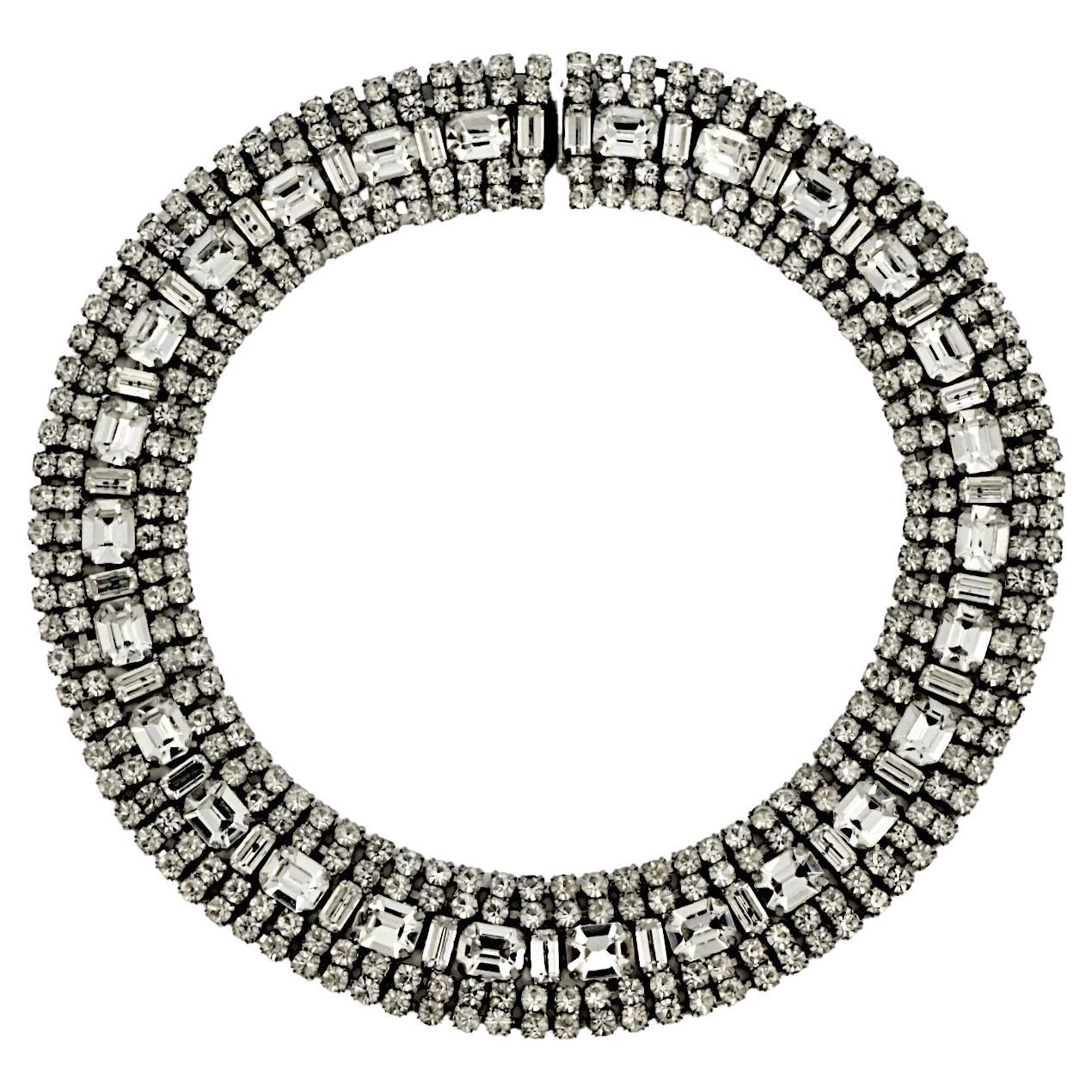 Klassische Silberfarbene Silber-Halskette mit klarem Strasskragen, ca. 1950er Jahre