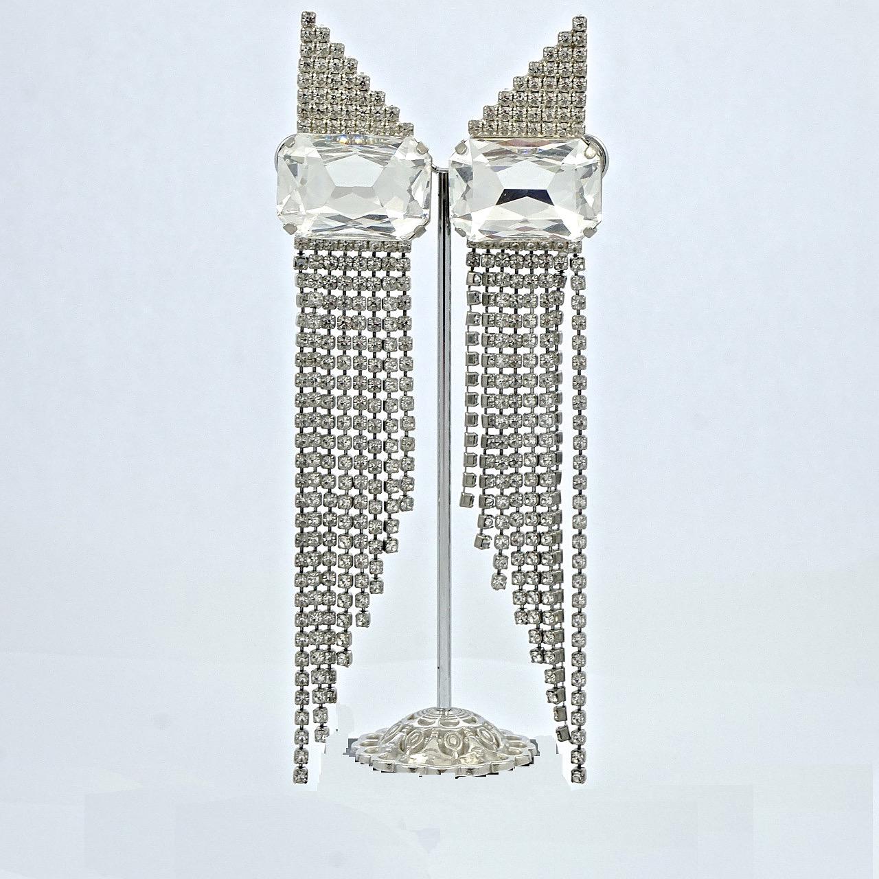 Silver Tone Rhinestone Chandelier Cocktail Clip On Earrings circa 1980s For Sale 3