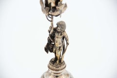Silver toothpick holder with three support points