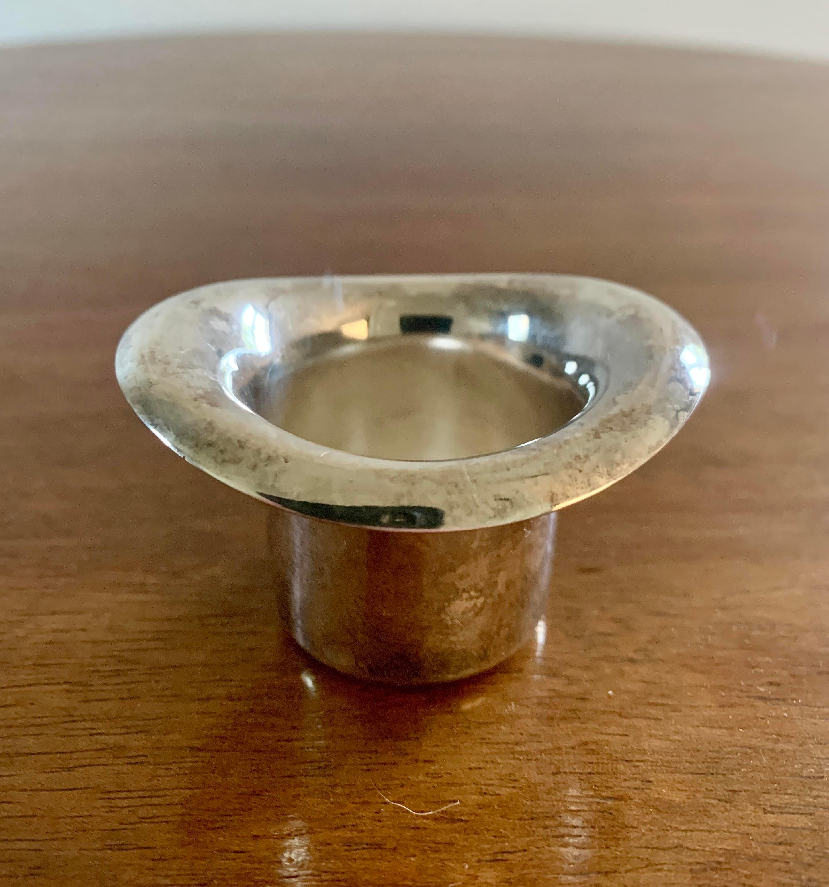 brass top hat